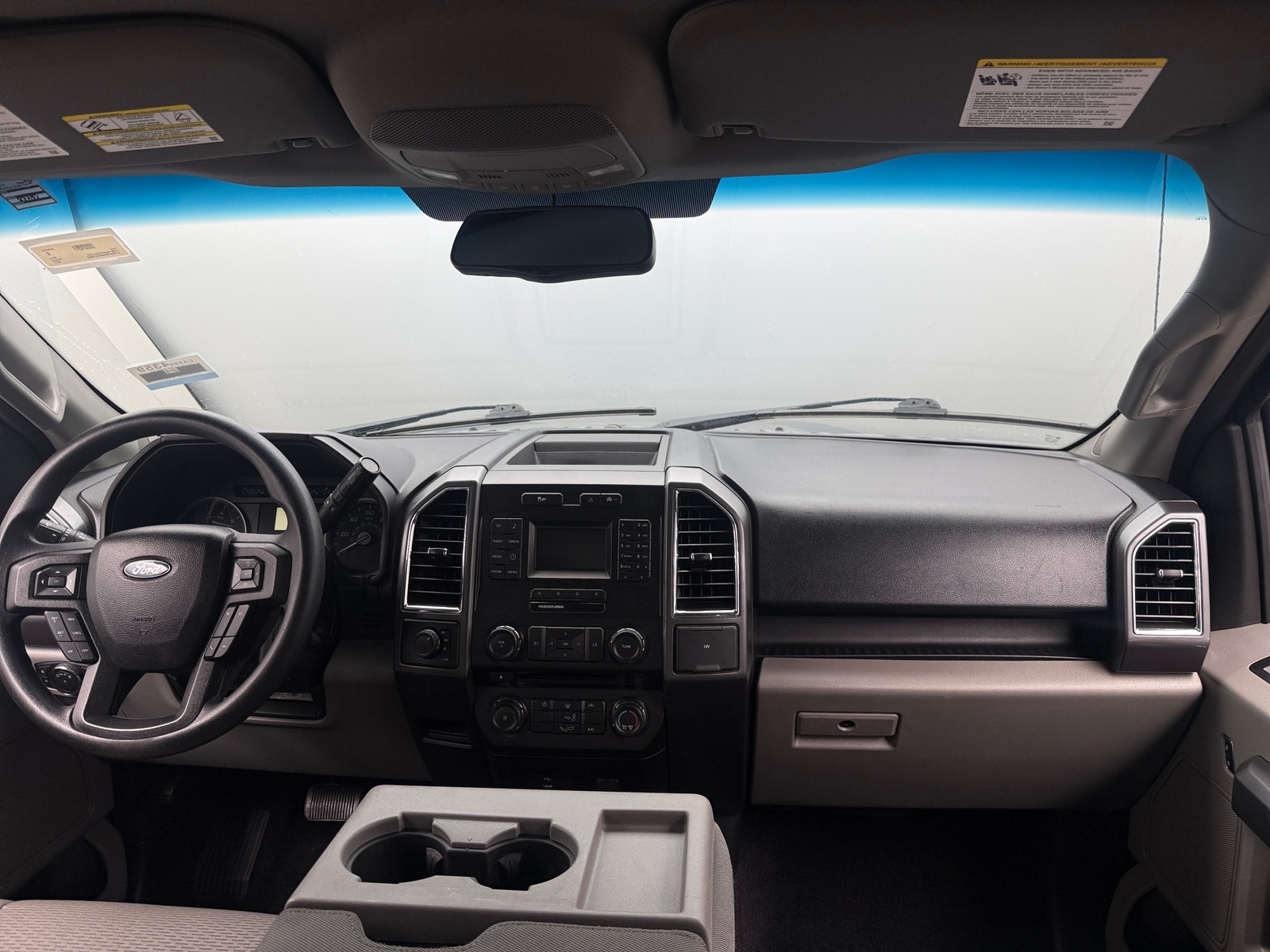 Thumbnail: 2017 Ford Econoline - 3