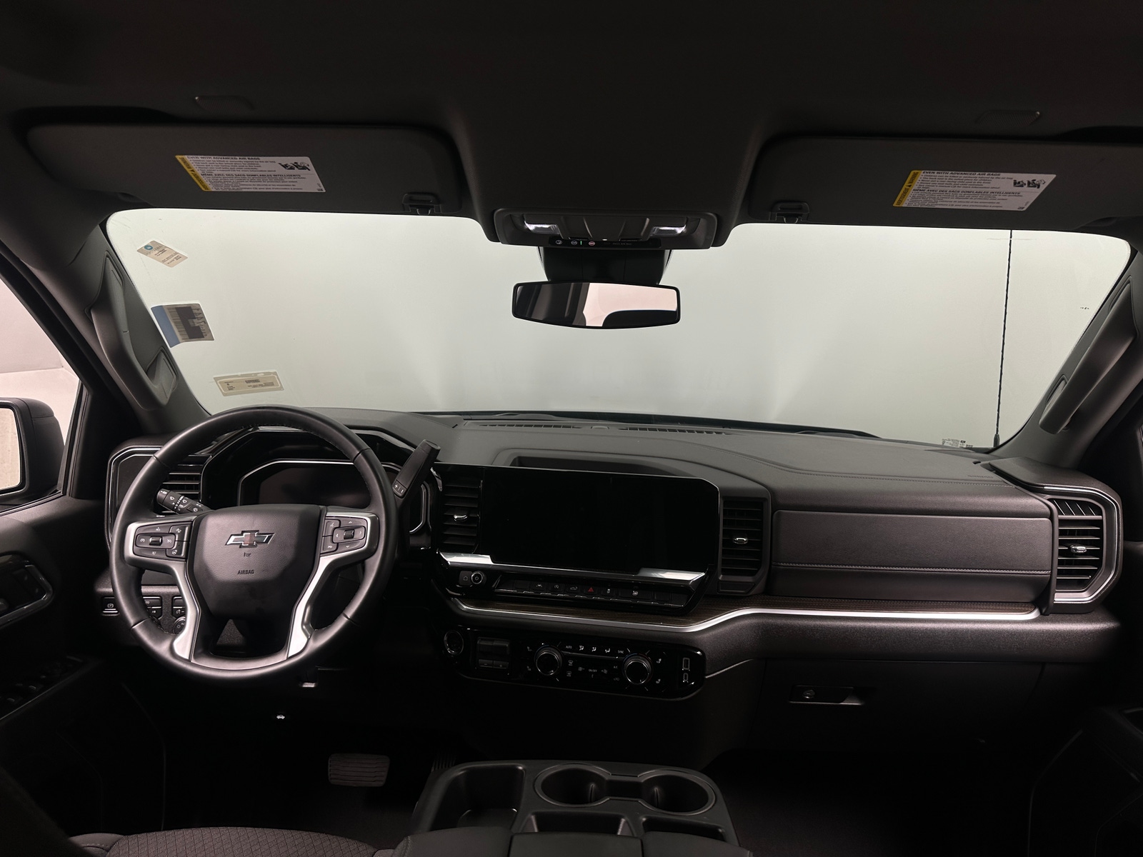 Thumbnail: 2026 Chevrolet Silverado 1500 - 3