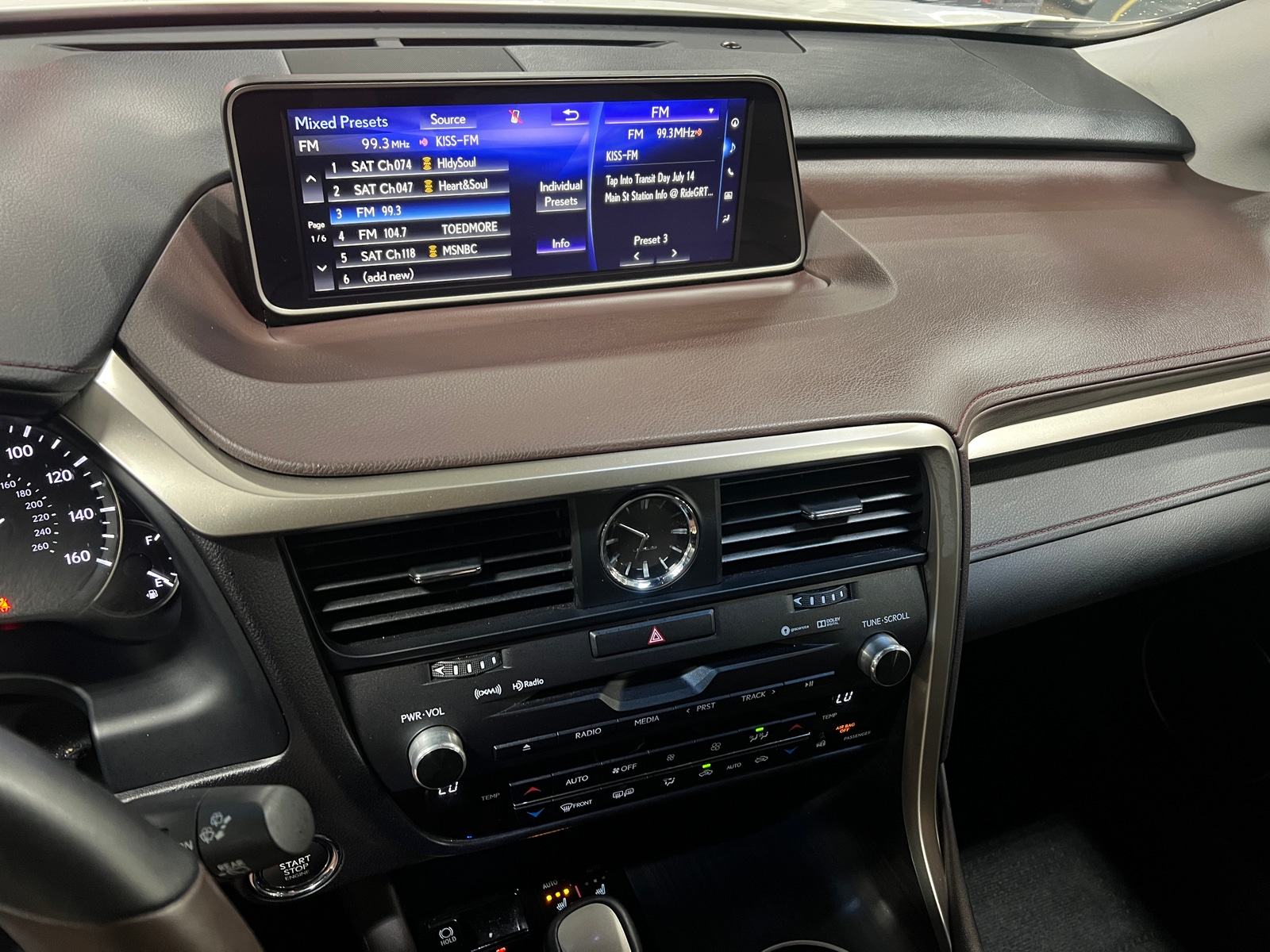Thumbnail: 2017 Lexus RX - 4