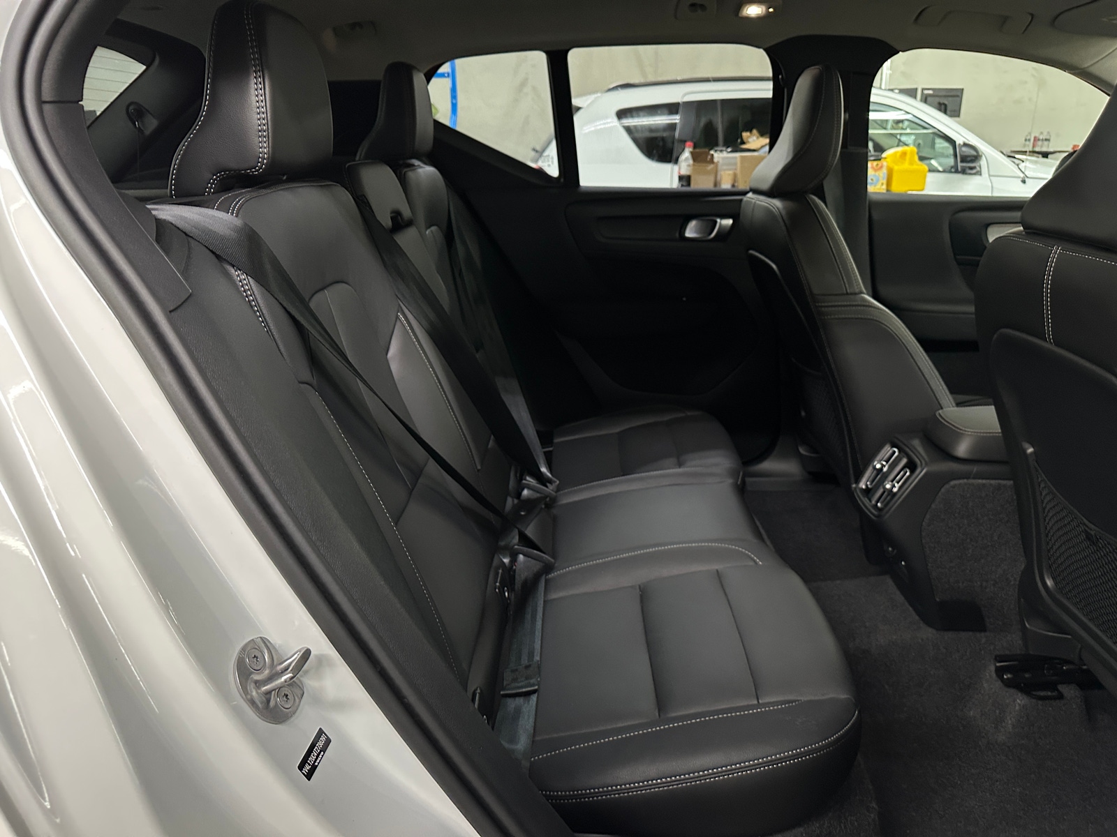 Thumbnail: 2026 Volvo XC40 - 5