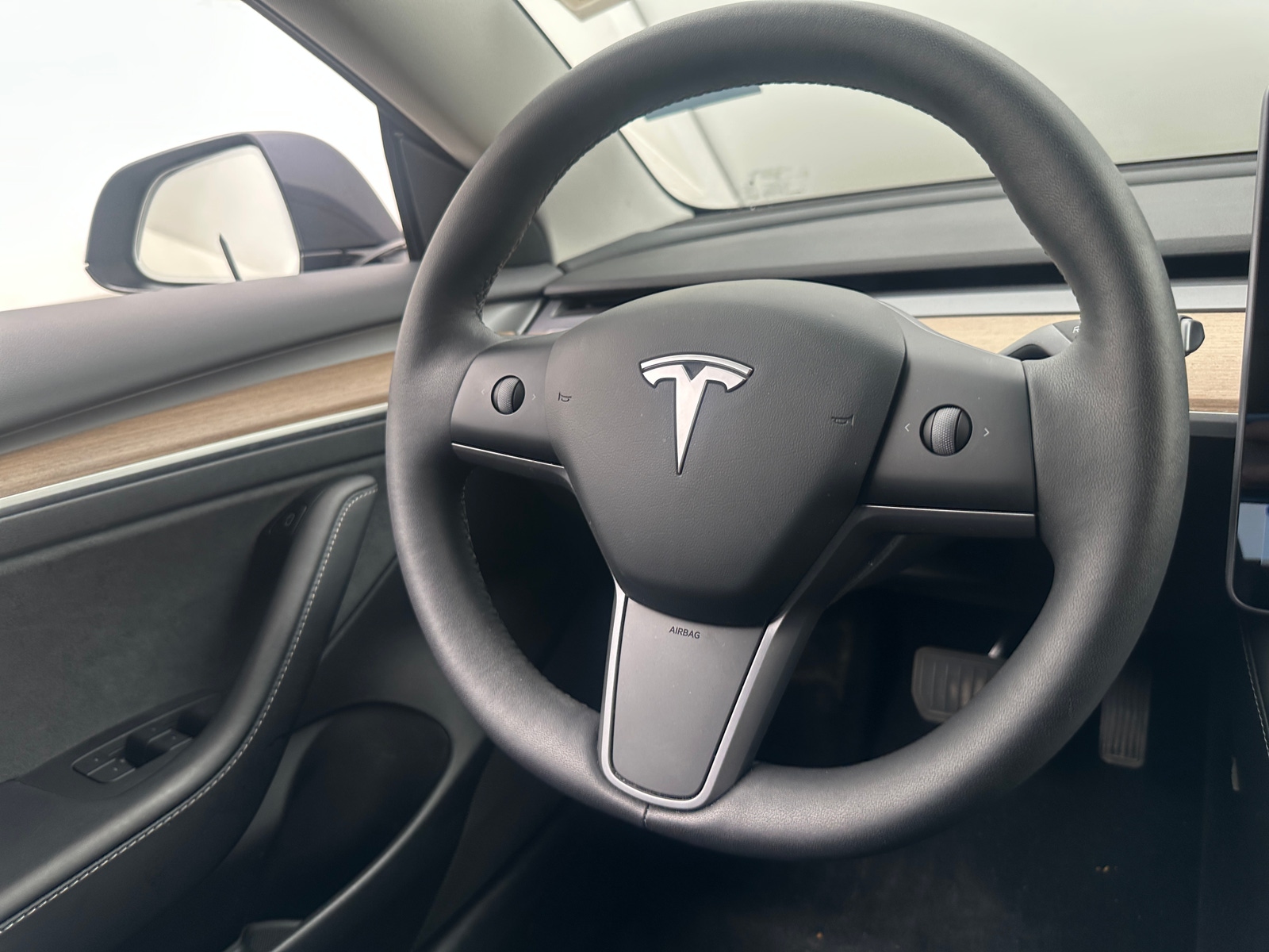 Thumbnail: 2021 Tesla Model 3 - 4