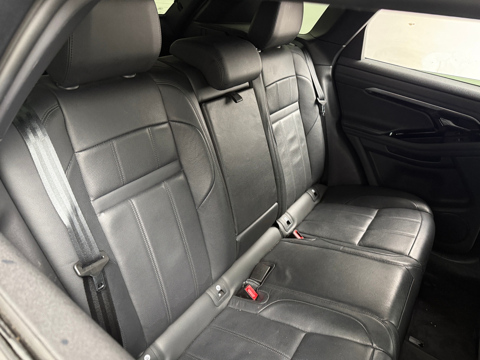 Thumbnail: 2022 Land Rover Range Rover Evoque - 5