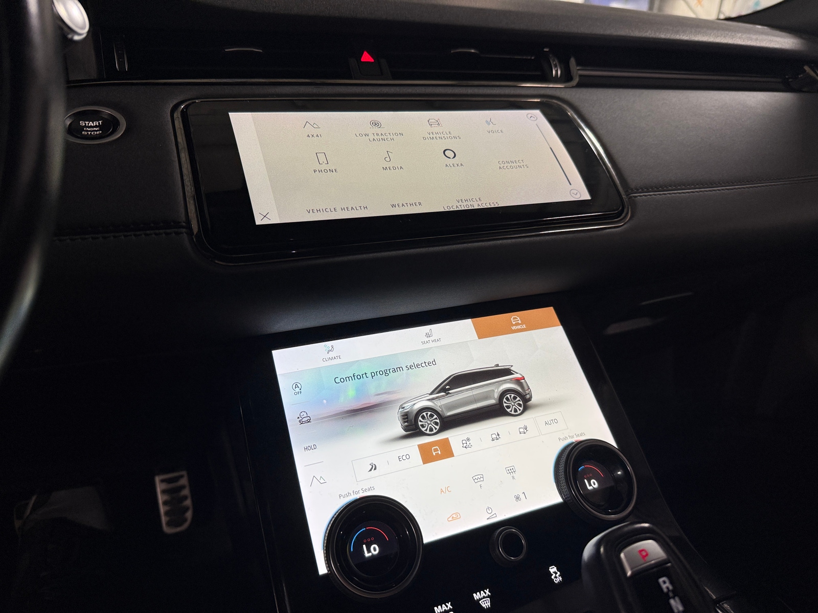 Thumbnail: 2022 Land Rover Range Rover Evoque - 3