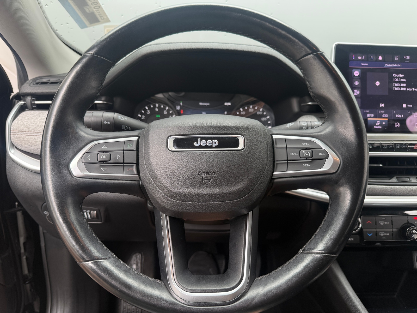 Thumbnail: 2022 Jeep Compass - 4