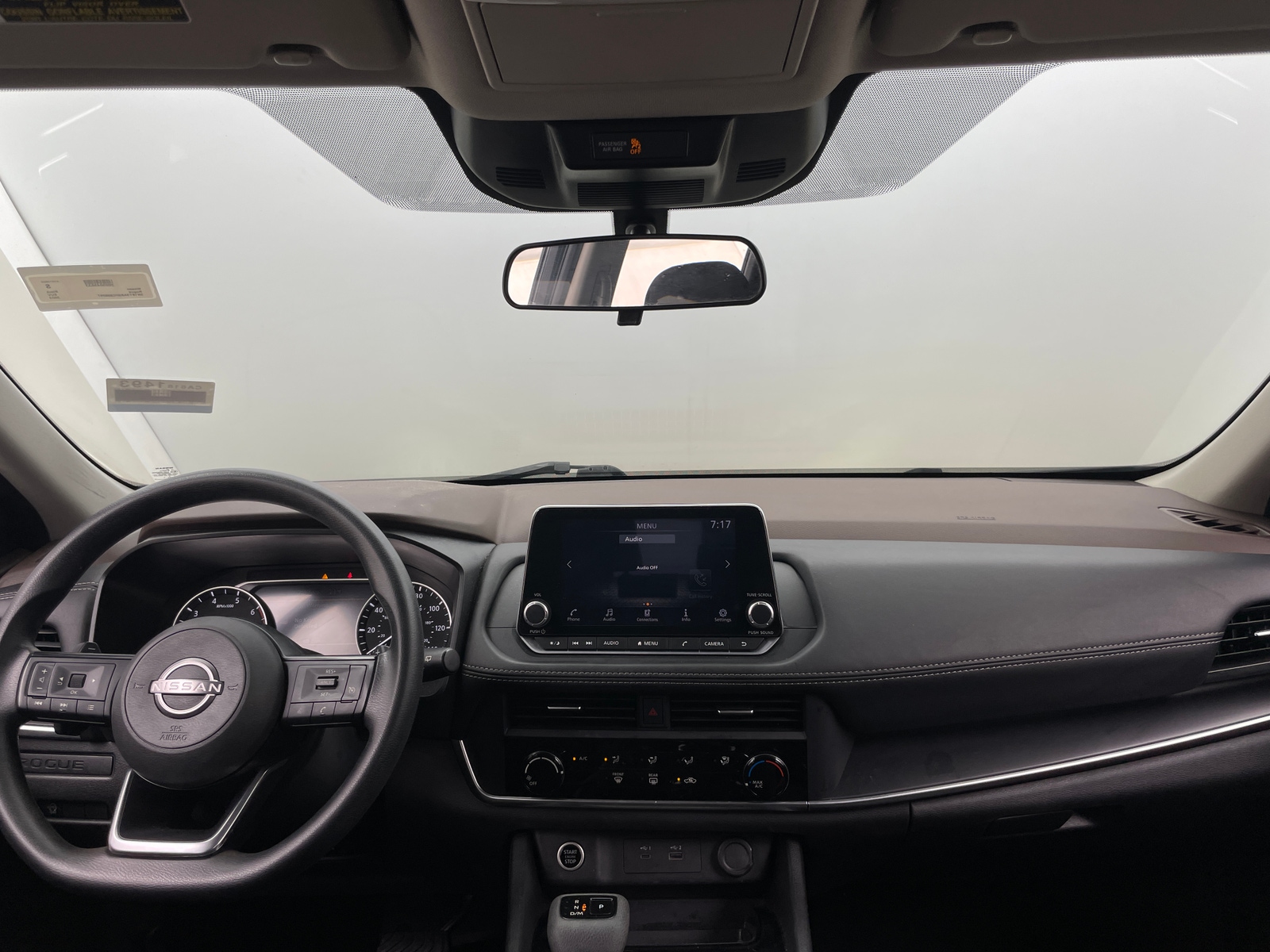 Thumbnail: 2023 Nissan Rogue - 3