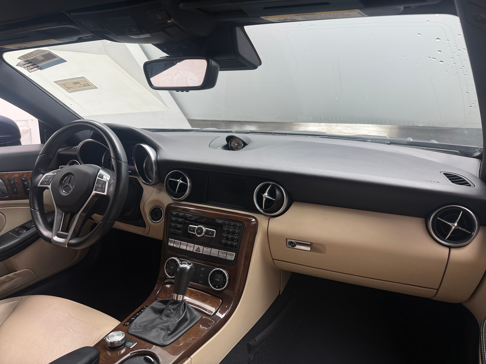 Thumbnail: 2015 Mercedes-Benz SLK - 2