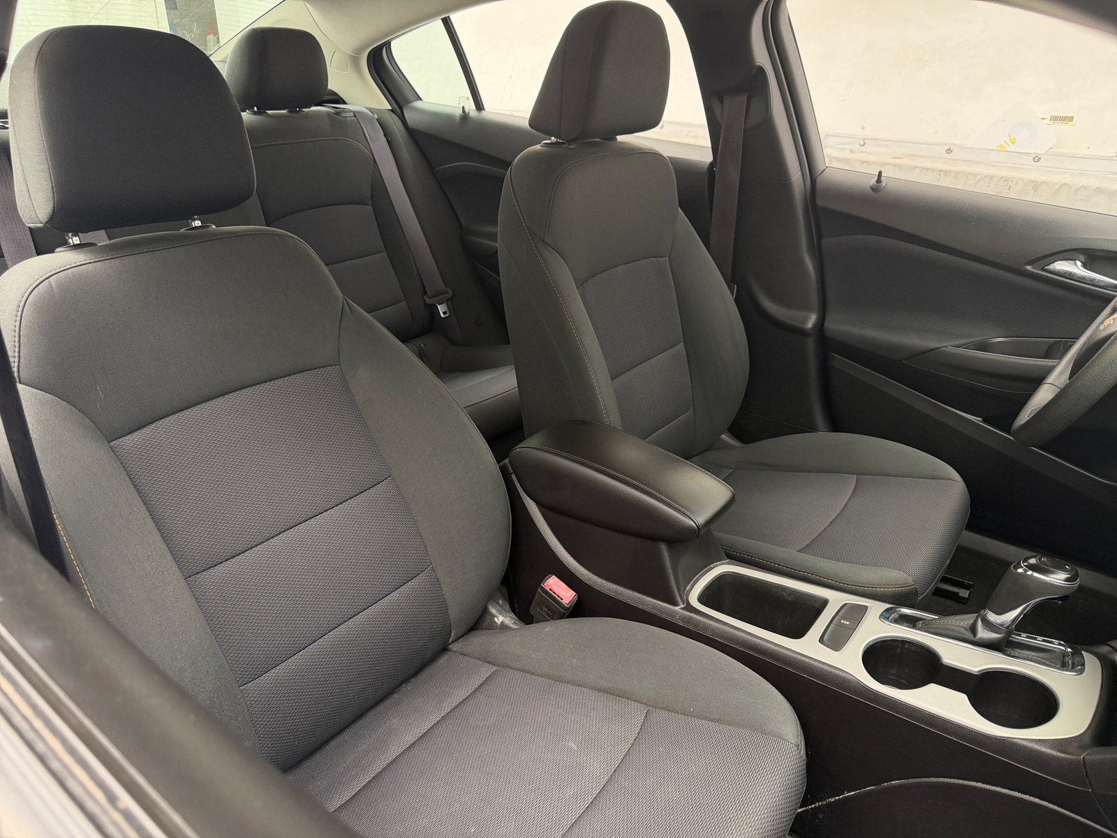Thumbnail: 2017 Chevrolet Cruze - 2