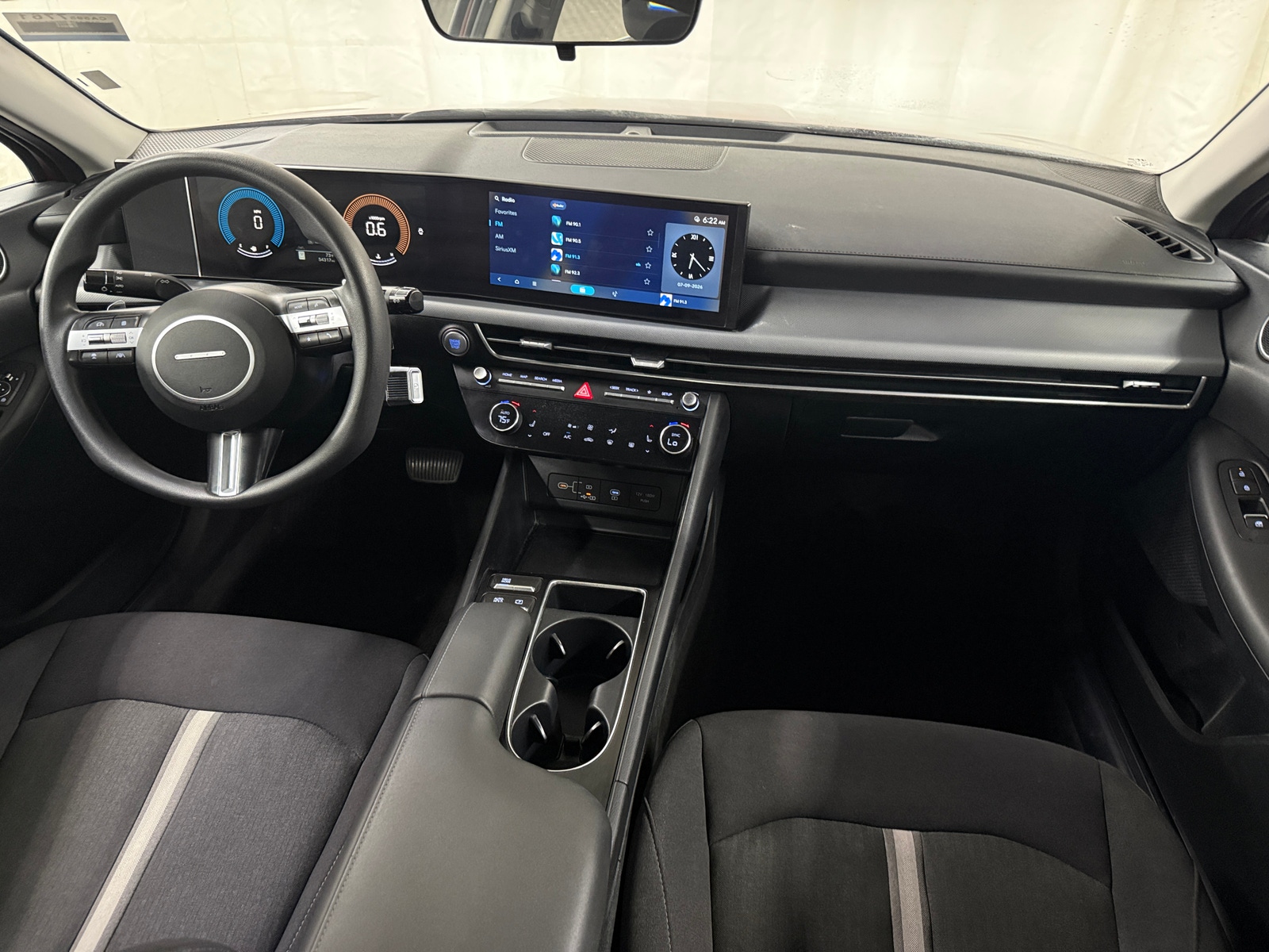 Thumbnail: 2024 Hyundai Sonata - 3