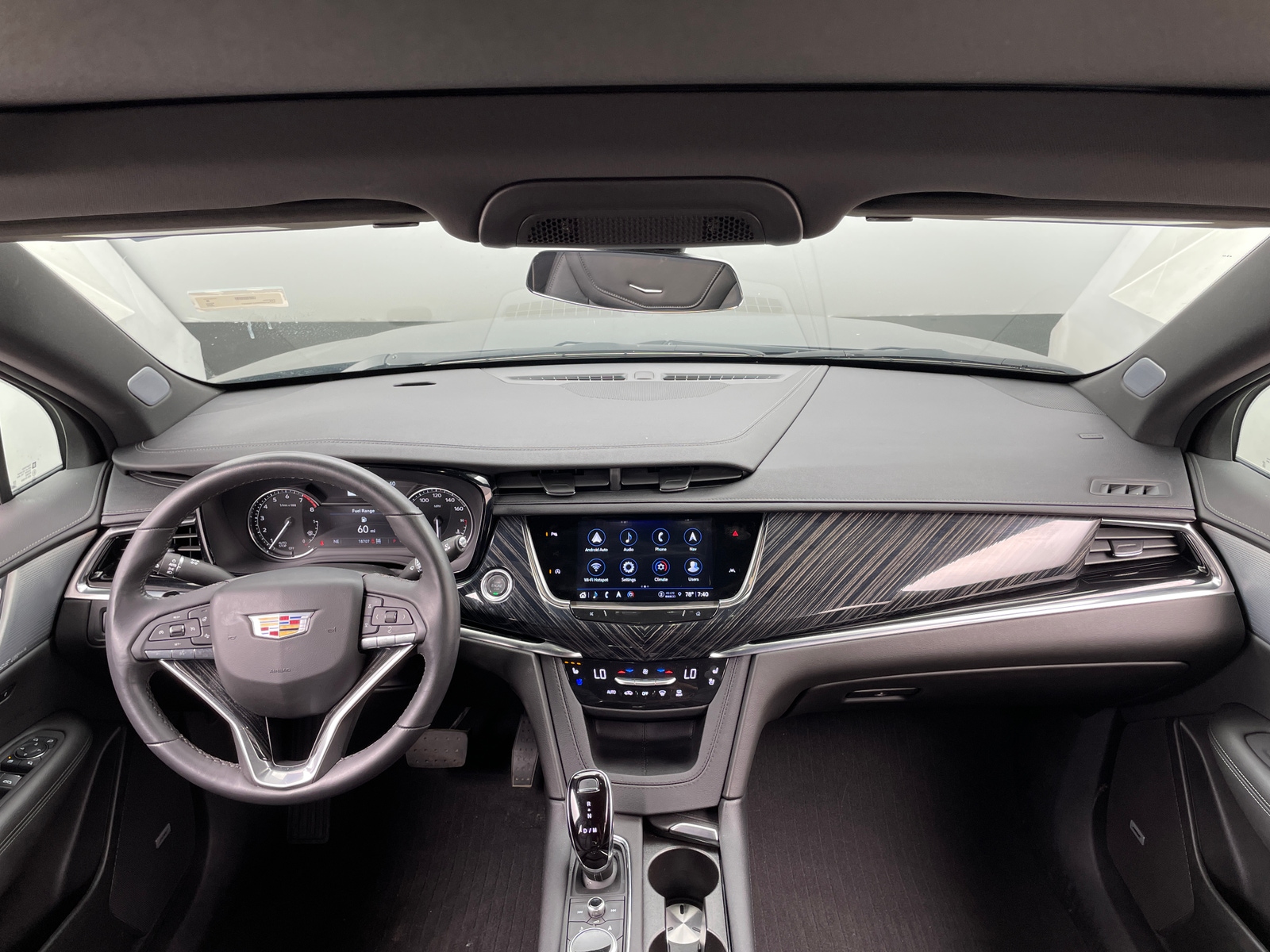 Thumbnail: 2025 Cadillac XT6 - 2