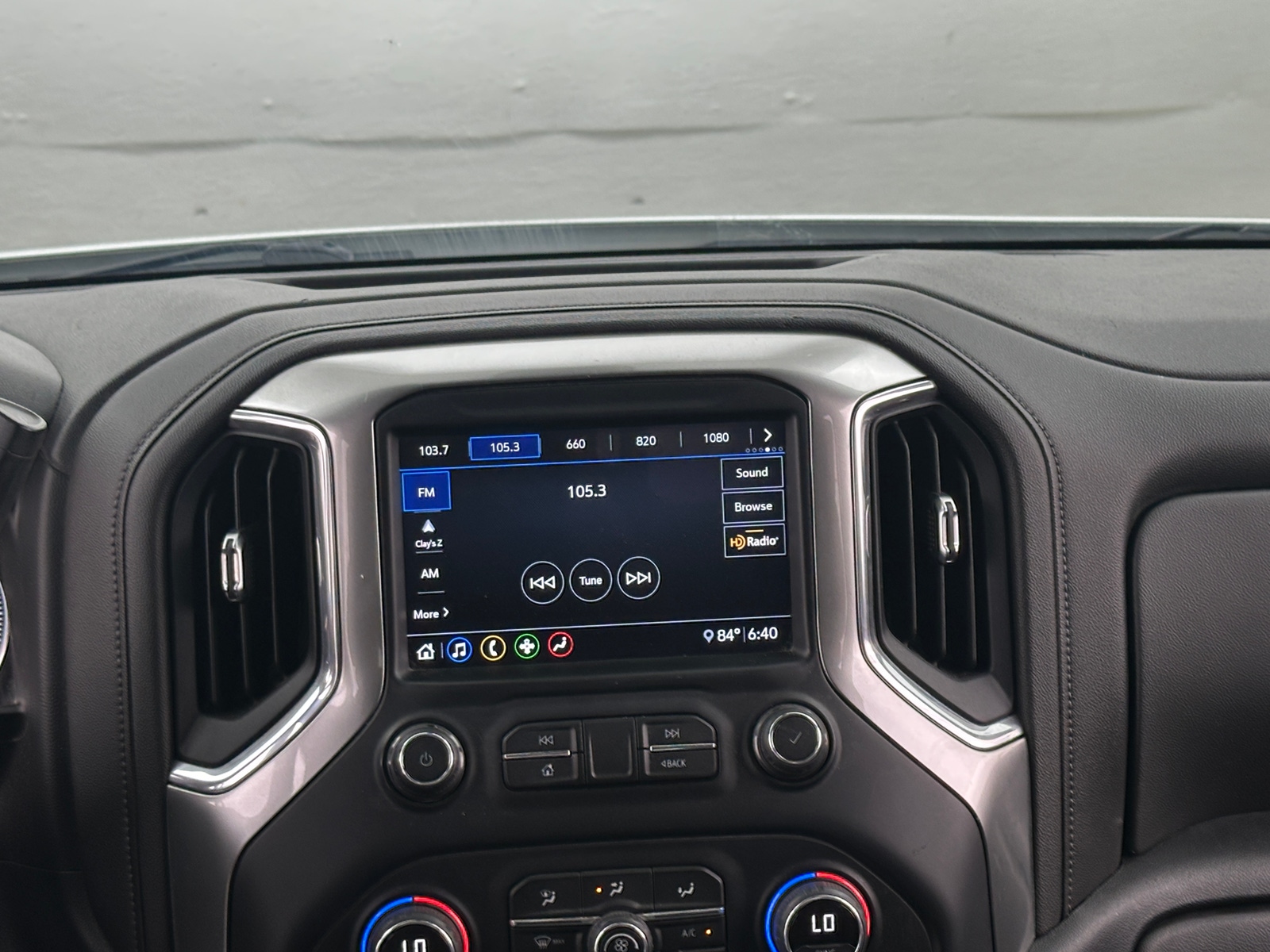 Thumbnail: 2020 Chevrolet Silverado 1500 - 4