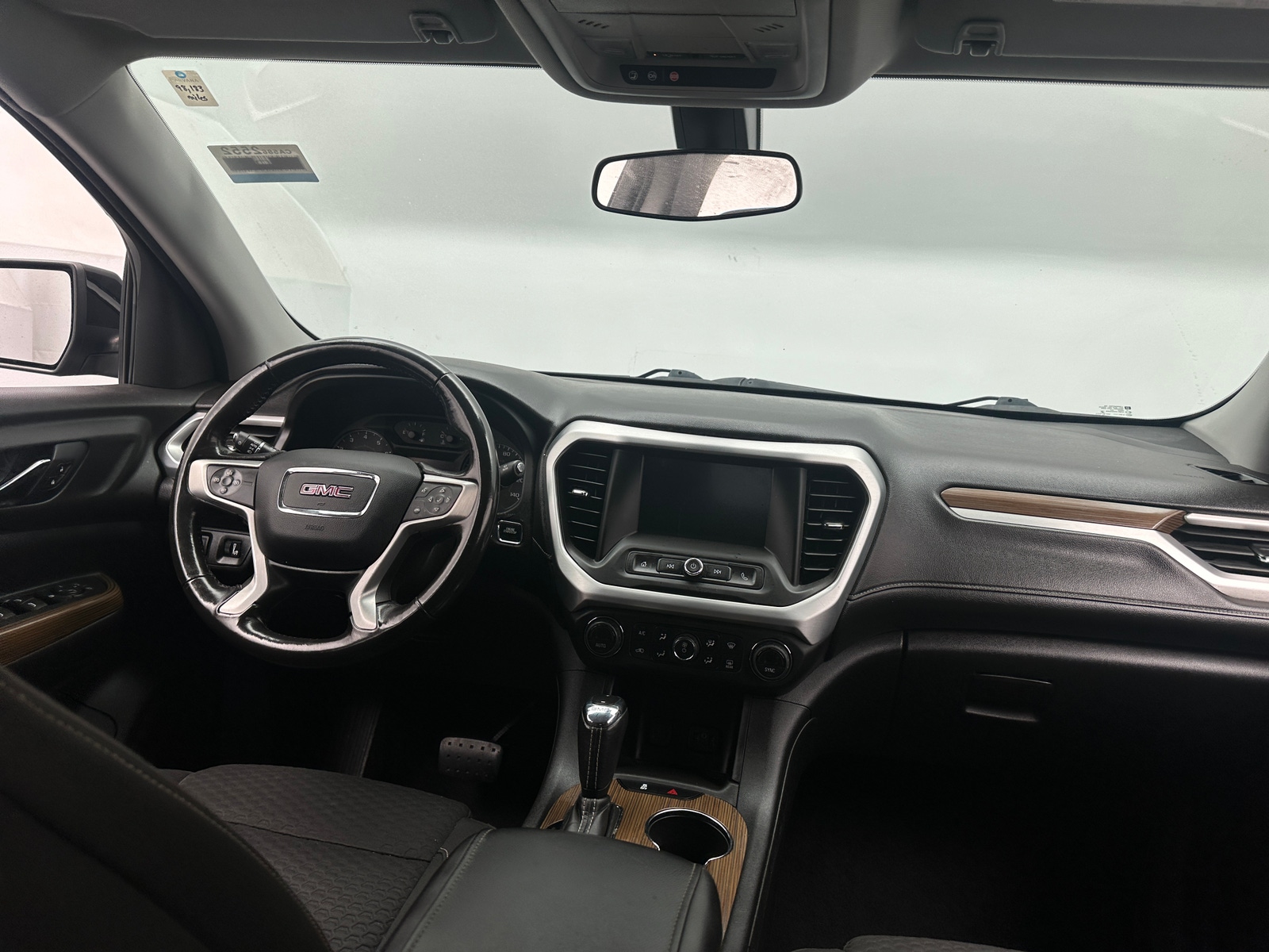 Thumbnail: 2019 GMC Acadia - 3