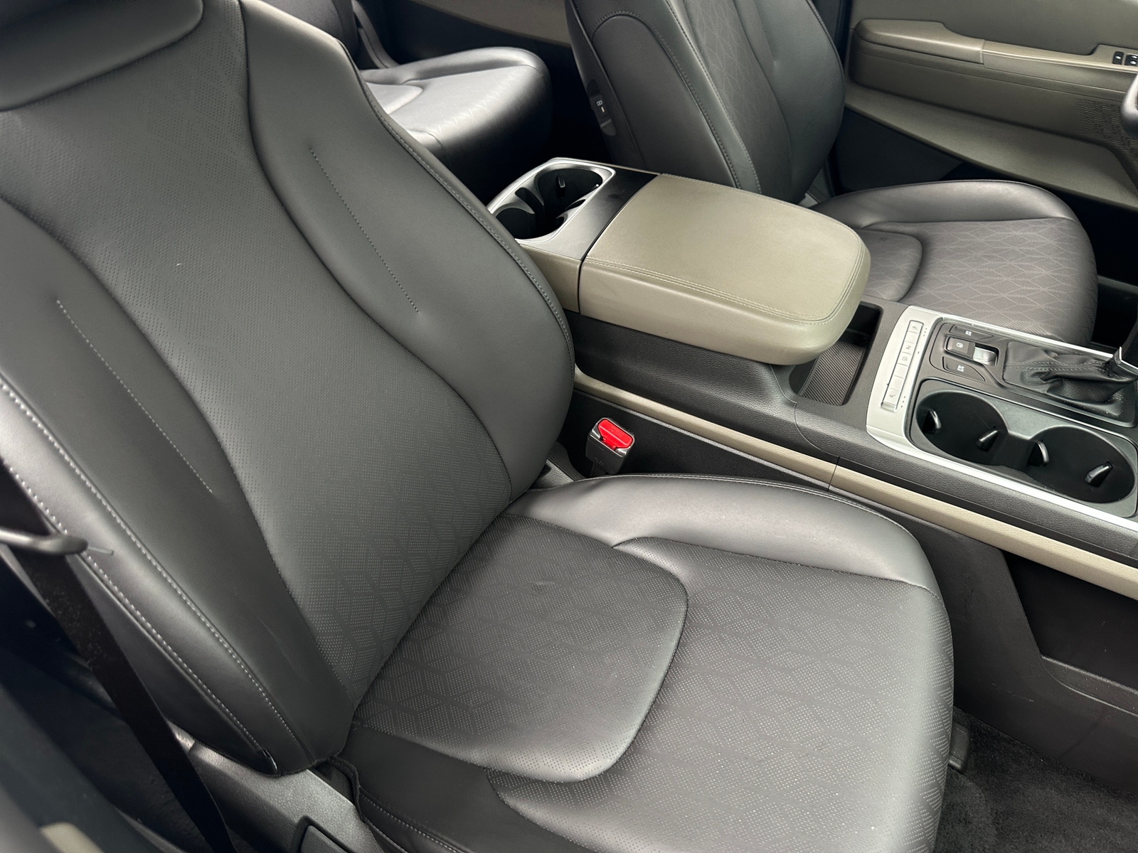 Thumbnail: 2026 Kia Carnival - 2