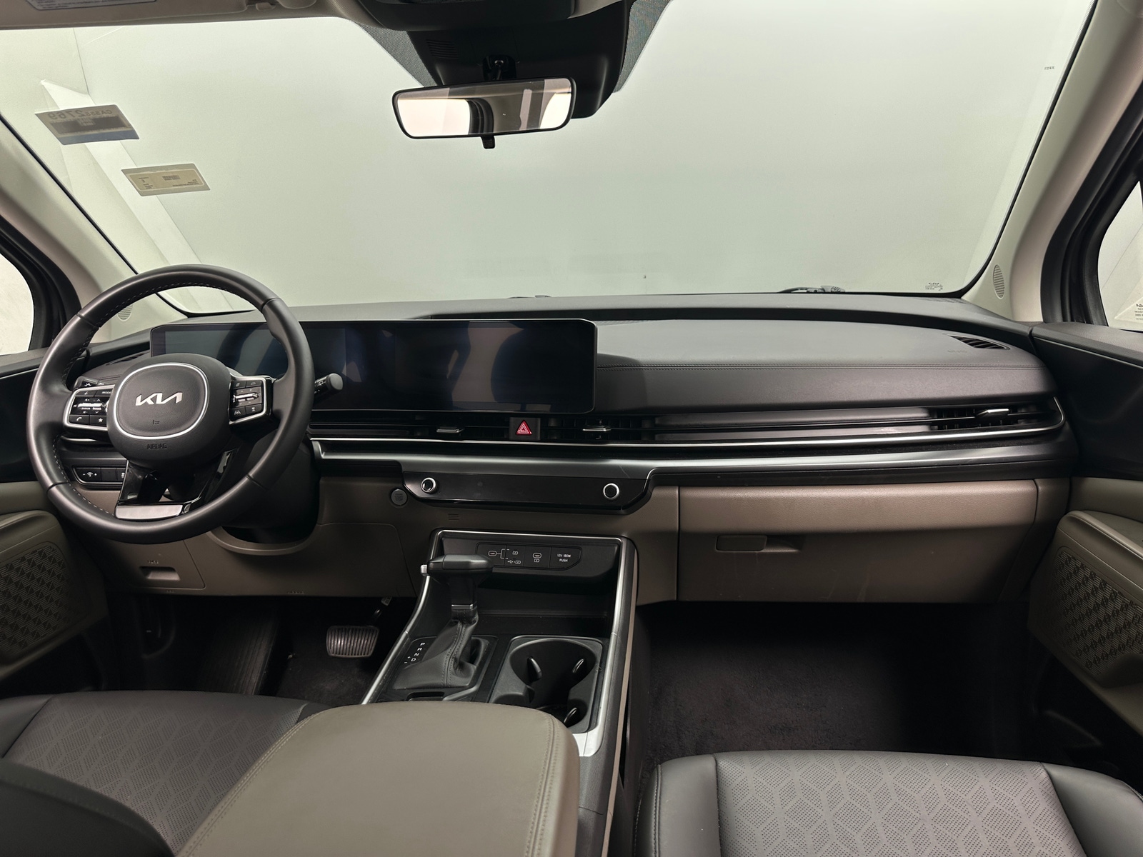 Thumbnail: 2026 Kia Carnival - 3