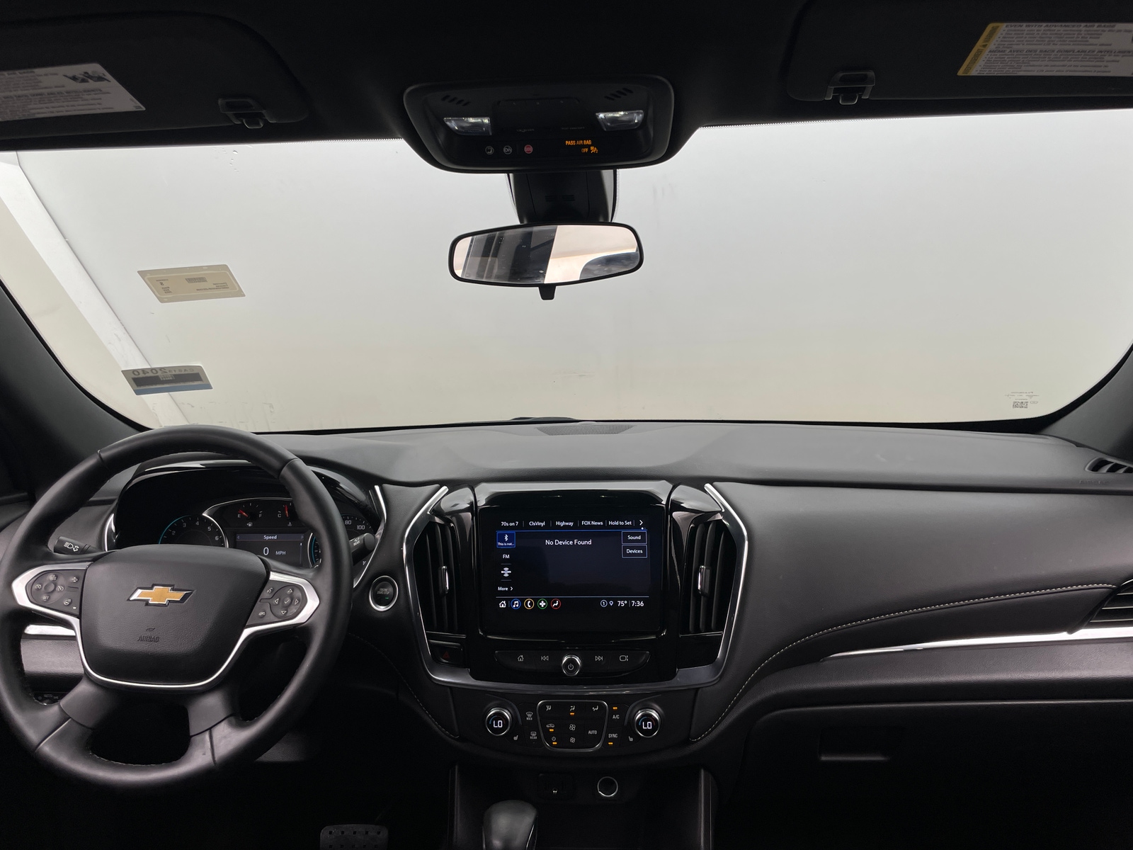 Thumbnail: 2023 Chevrolet Traverse - 2