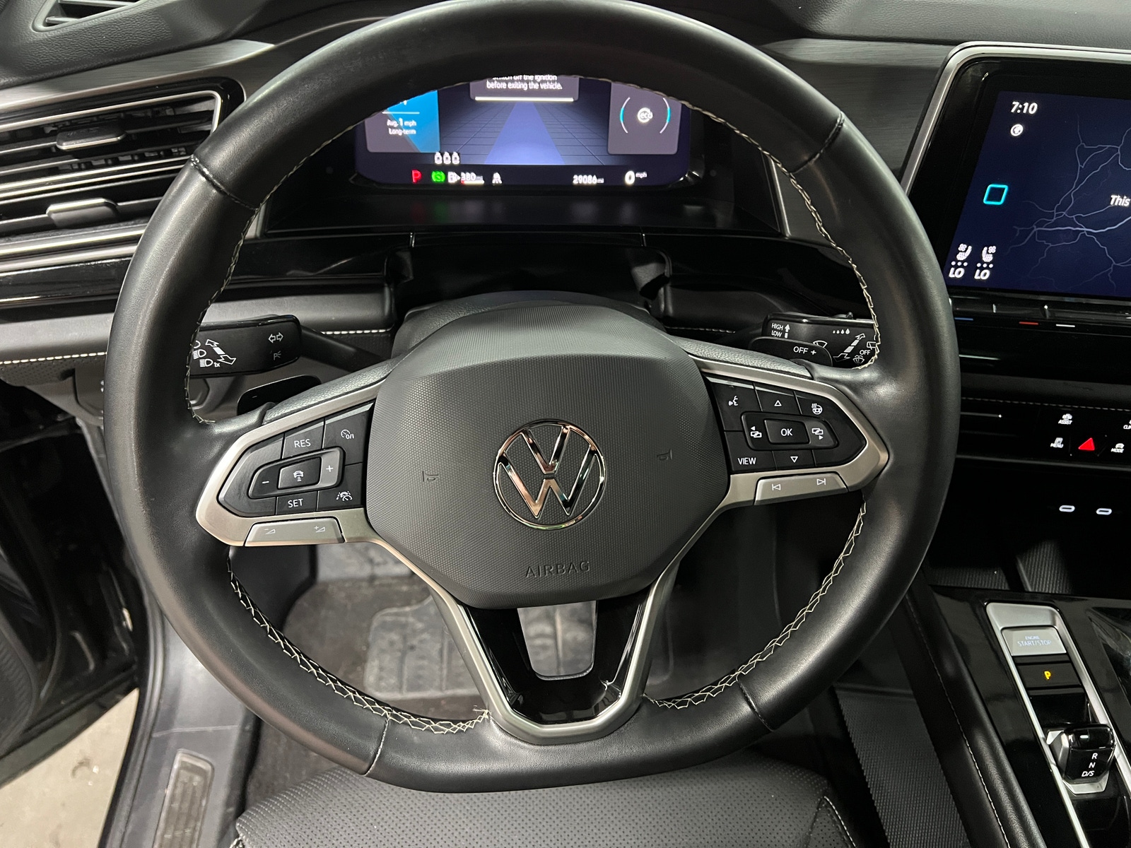 Thumbnail: 2024 Volkswagen Atlas - 4
