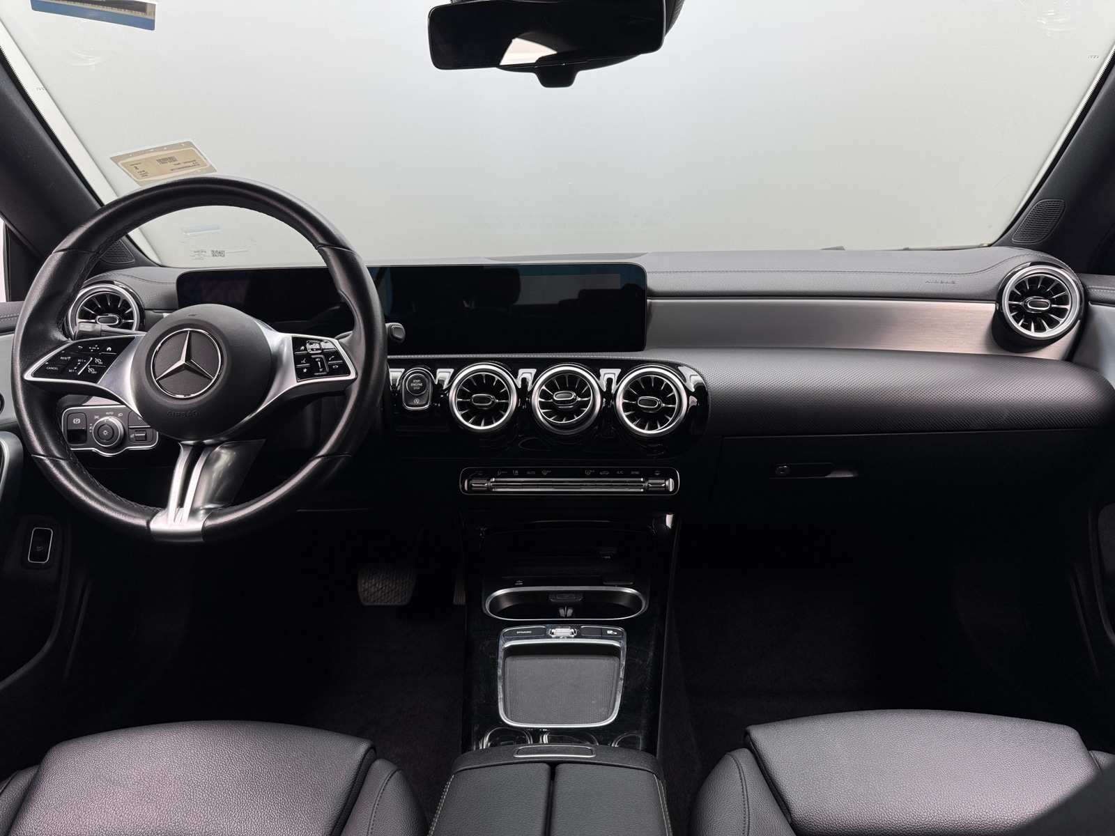 Thumbnail: 2025 Mercedes-Benz CLA - 2