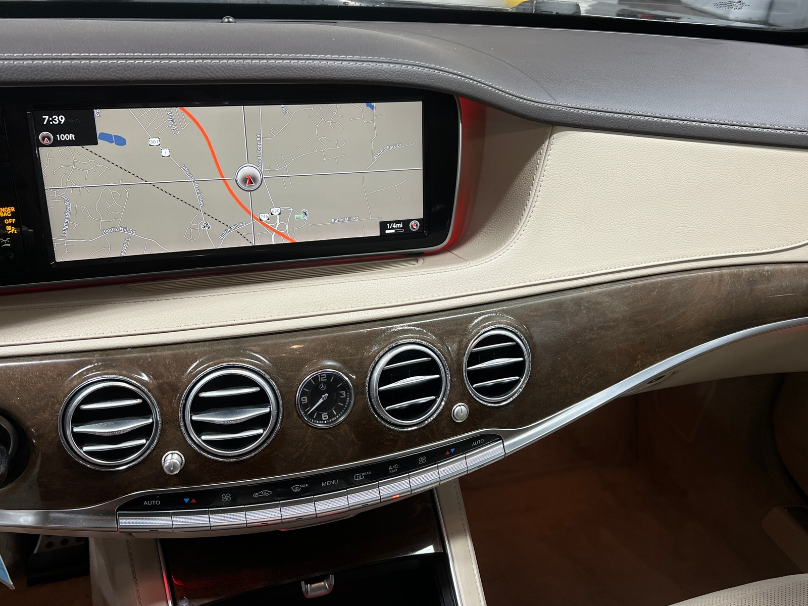 Thumbnail: 2015 Mercedes-Benz S-Class - 3