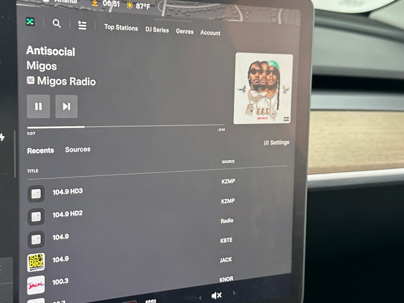 Thumbnail: 2023 Tesla Model Y - 3