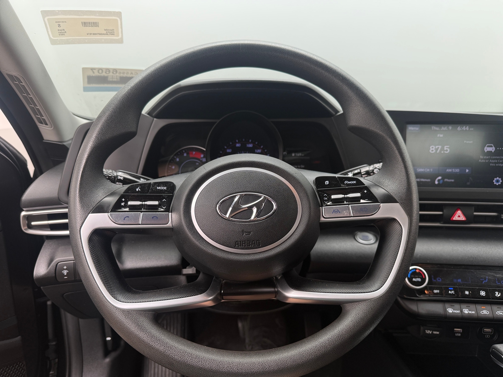 Thumbnail: 2023 Hyundai Elantra - 5