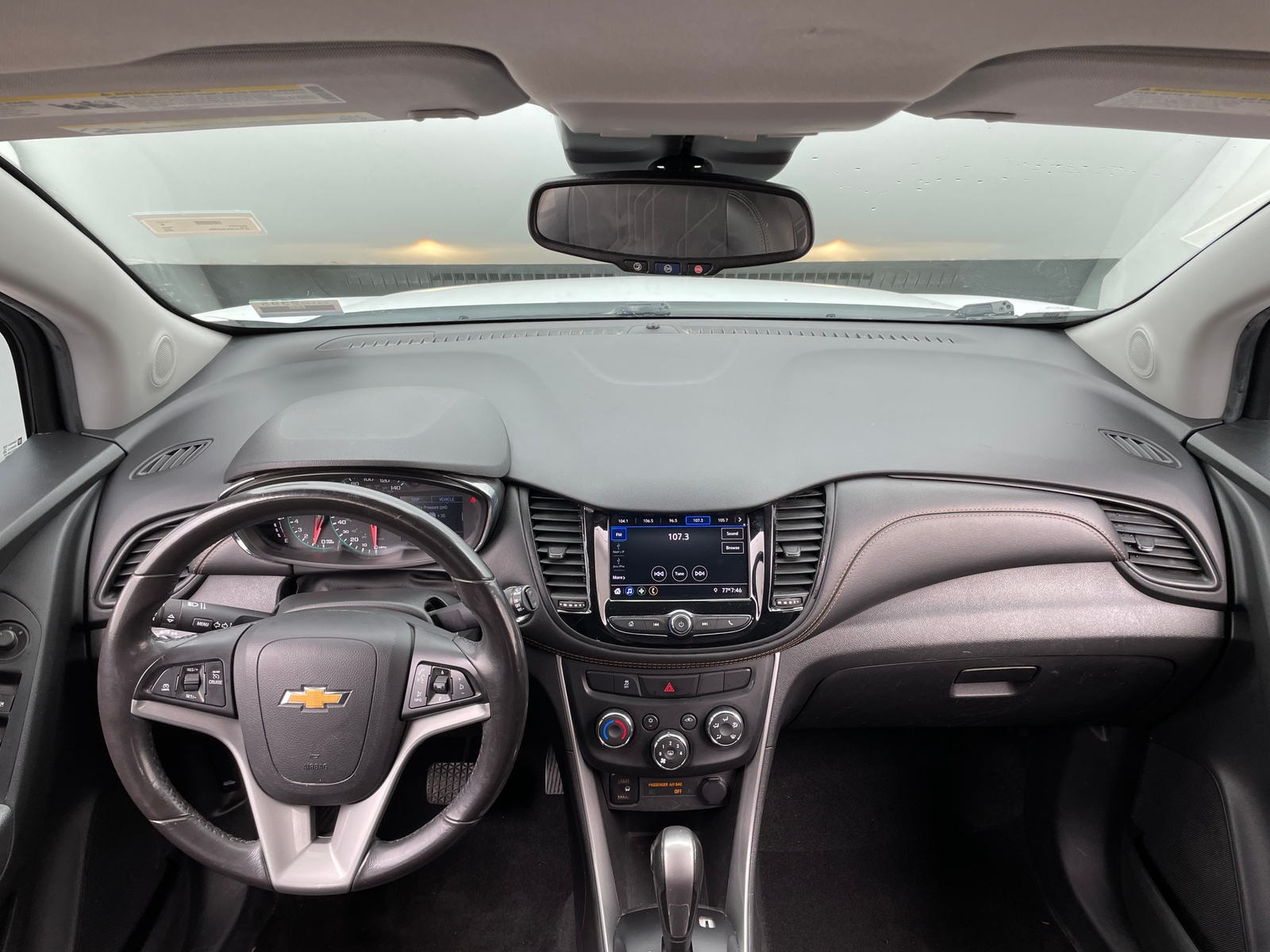 Thumbnail: 2020 Chevrolet Trax - 3