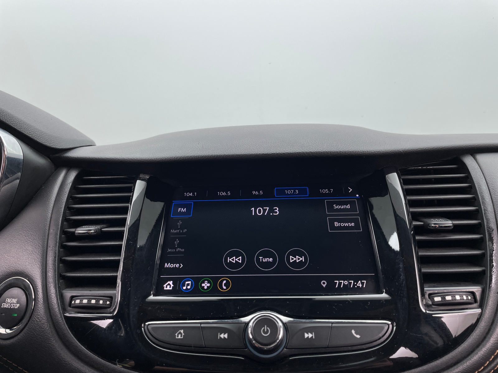 Thumbnail: 2020 Chevrolet Trax - 4