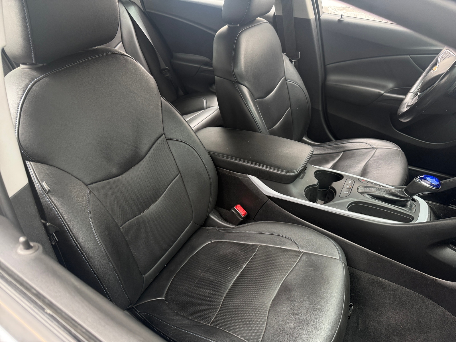 Thumbnail: 2018 Chevrolet Volt - 2
