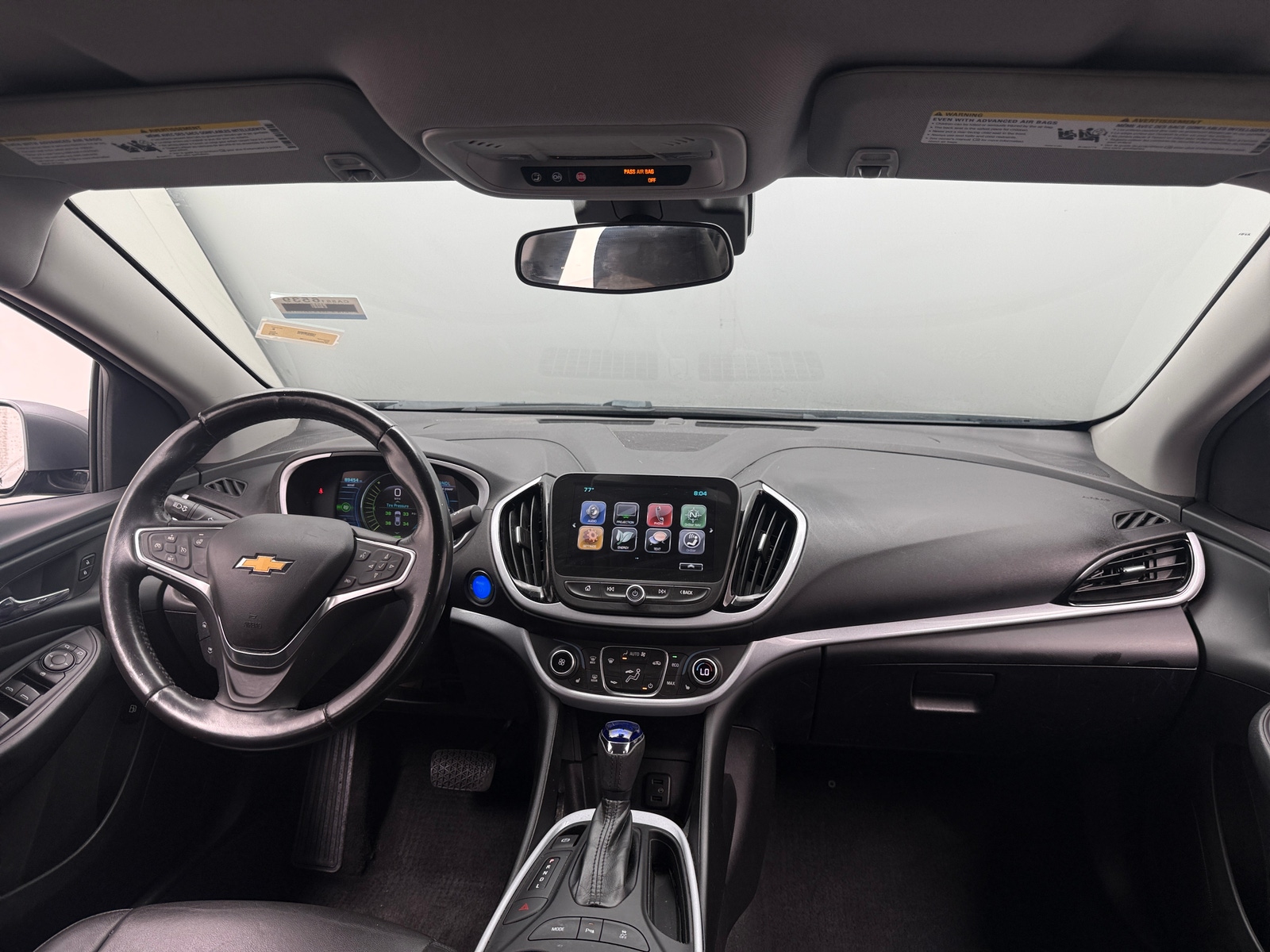 Thumbnail: 2018 Chevrolet Volt - 3