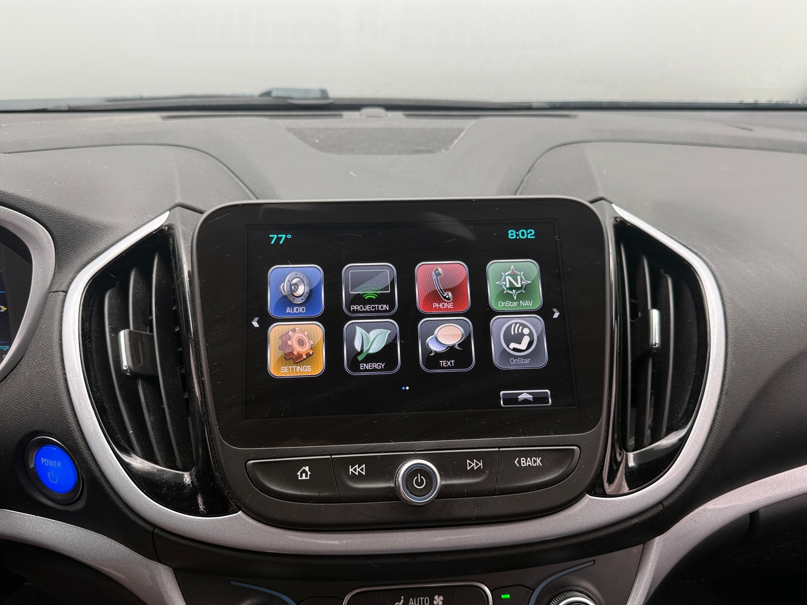 Thumbnail: 2018 Chevrolet Volt - 4