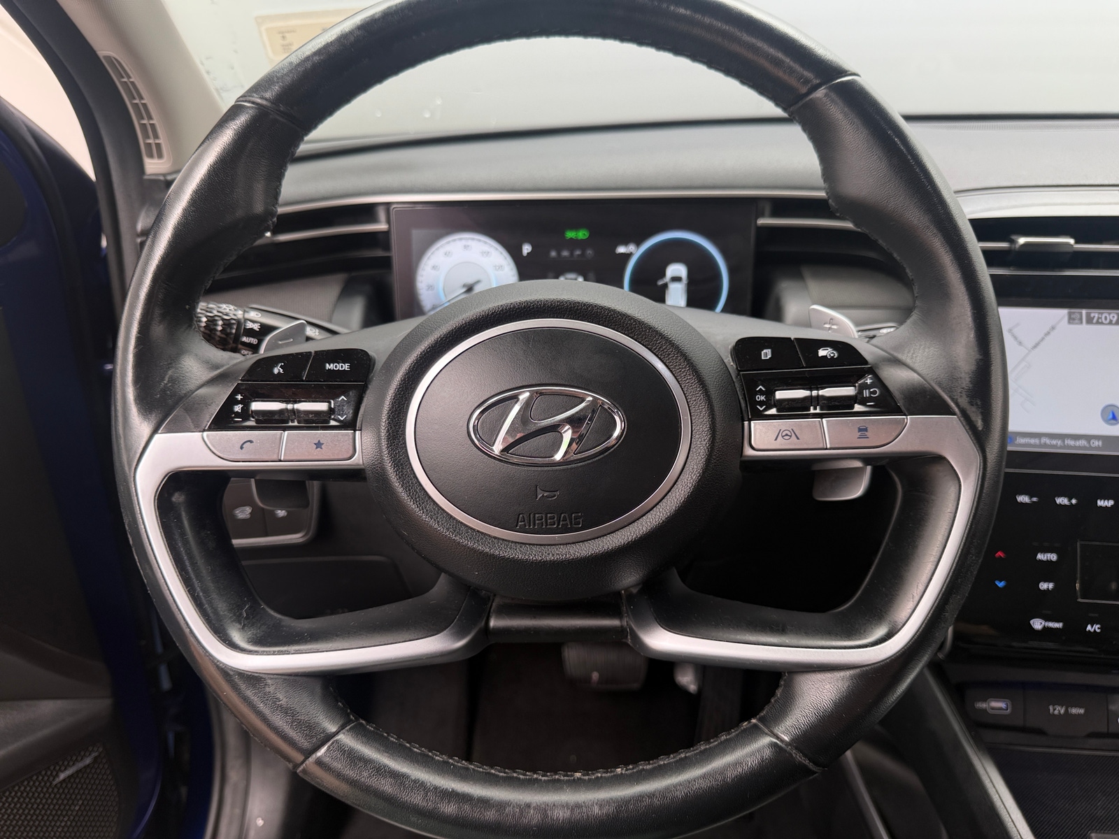 Thumbnail: 2022 Hyundai Tucson - 4