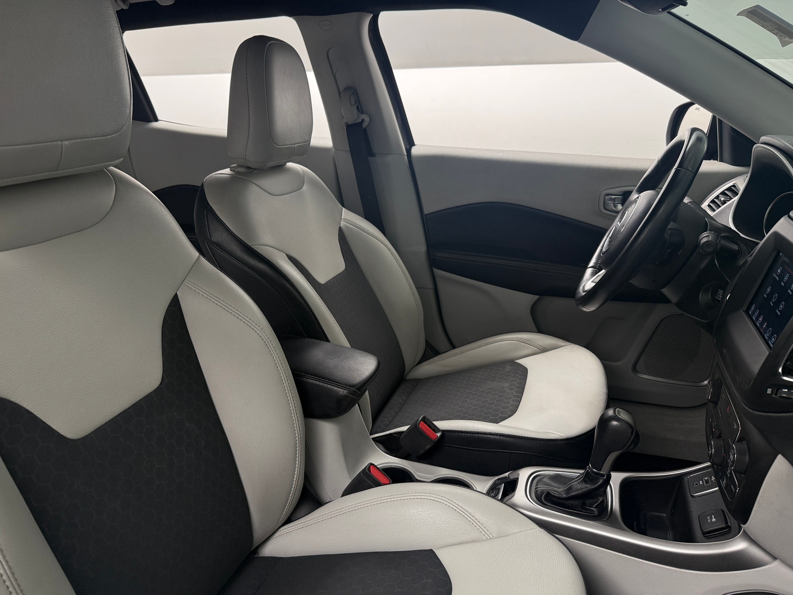 Thumbnail: 2019 Jeep Compass - 2
