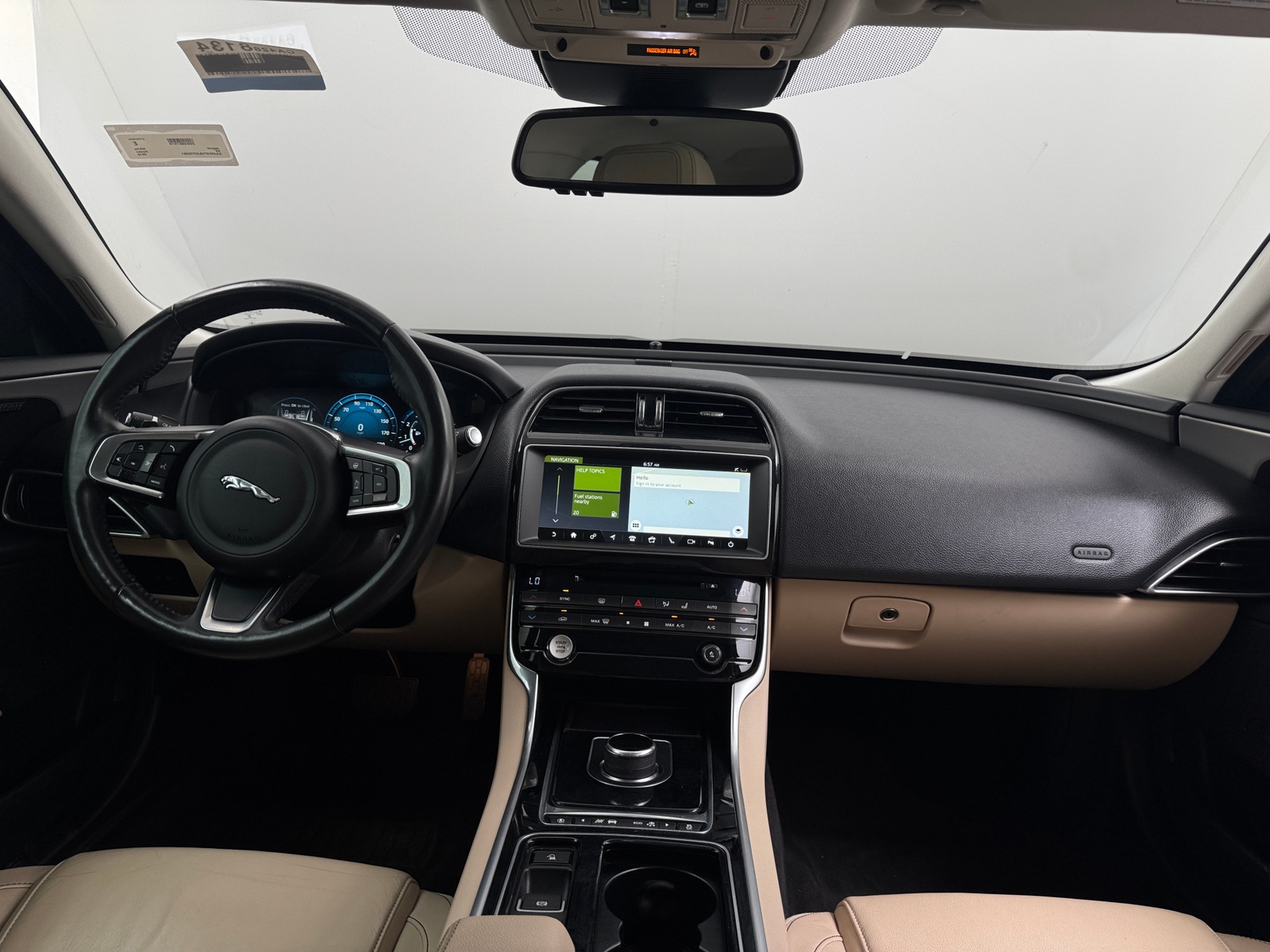 Thumbnail: 2018 Jaguar XE - 2