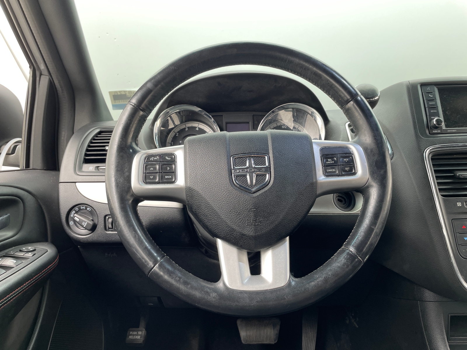 Thumbnail: 2019 Dodge Grand Caravan - 4