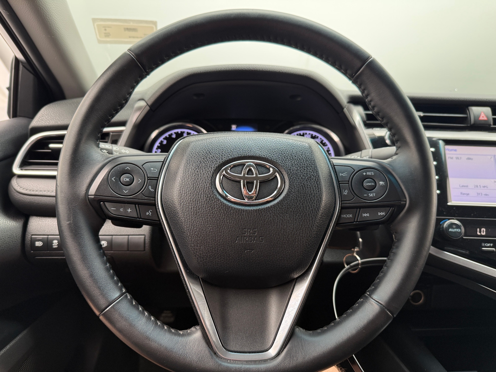 Thumbnail: 2018 Toyota Camry - 4