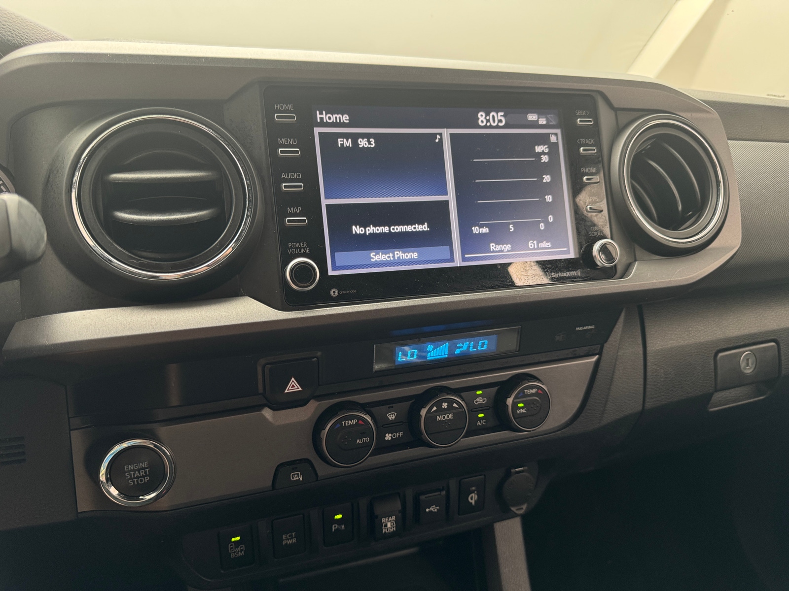 Thumbnail: 2021 Toyota Tacoma - 4