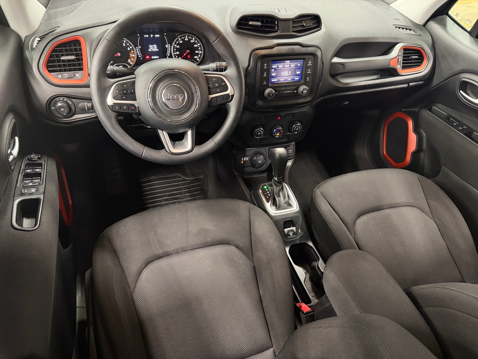 Thumbnail: 2020 Jeep Renegade - 3