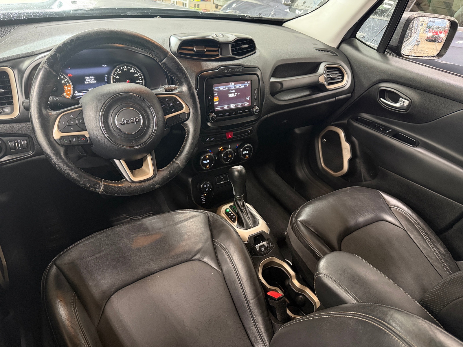 Thumbnail: 2017 Jeep Renegade - 3