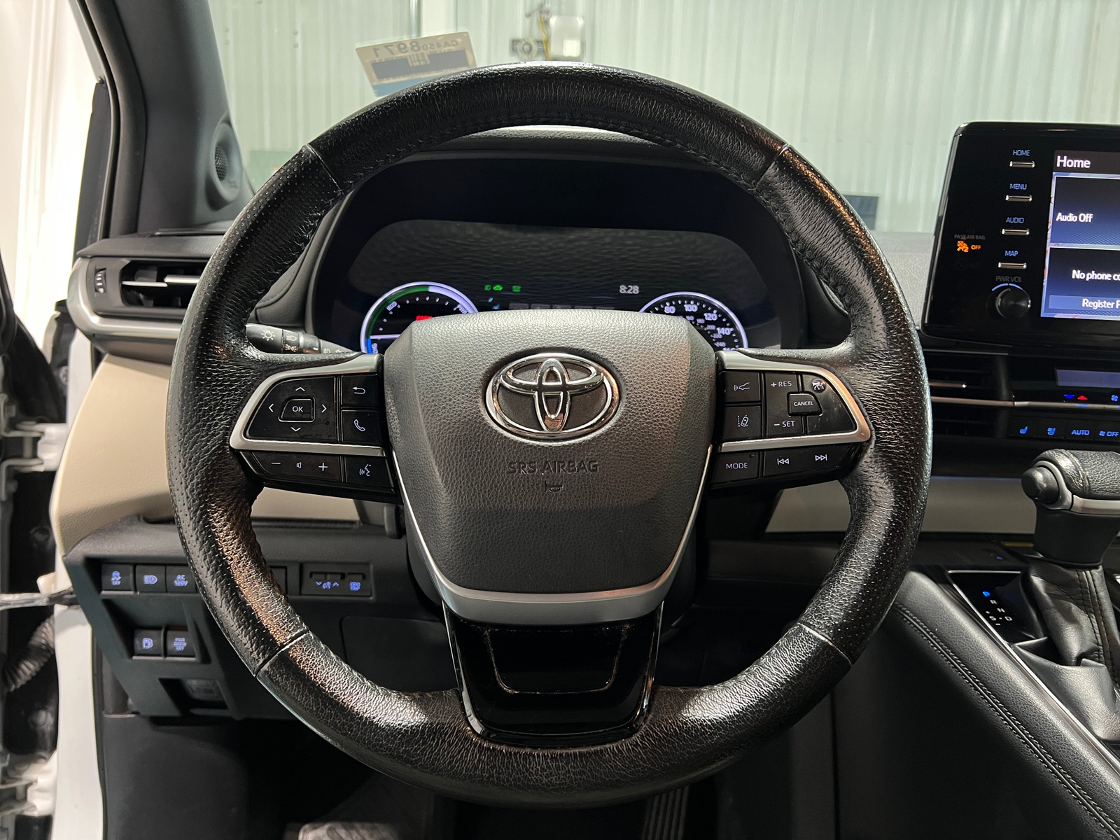 Thumbnail: 2021 Toyota Sienna - 4