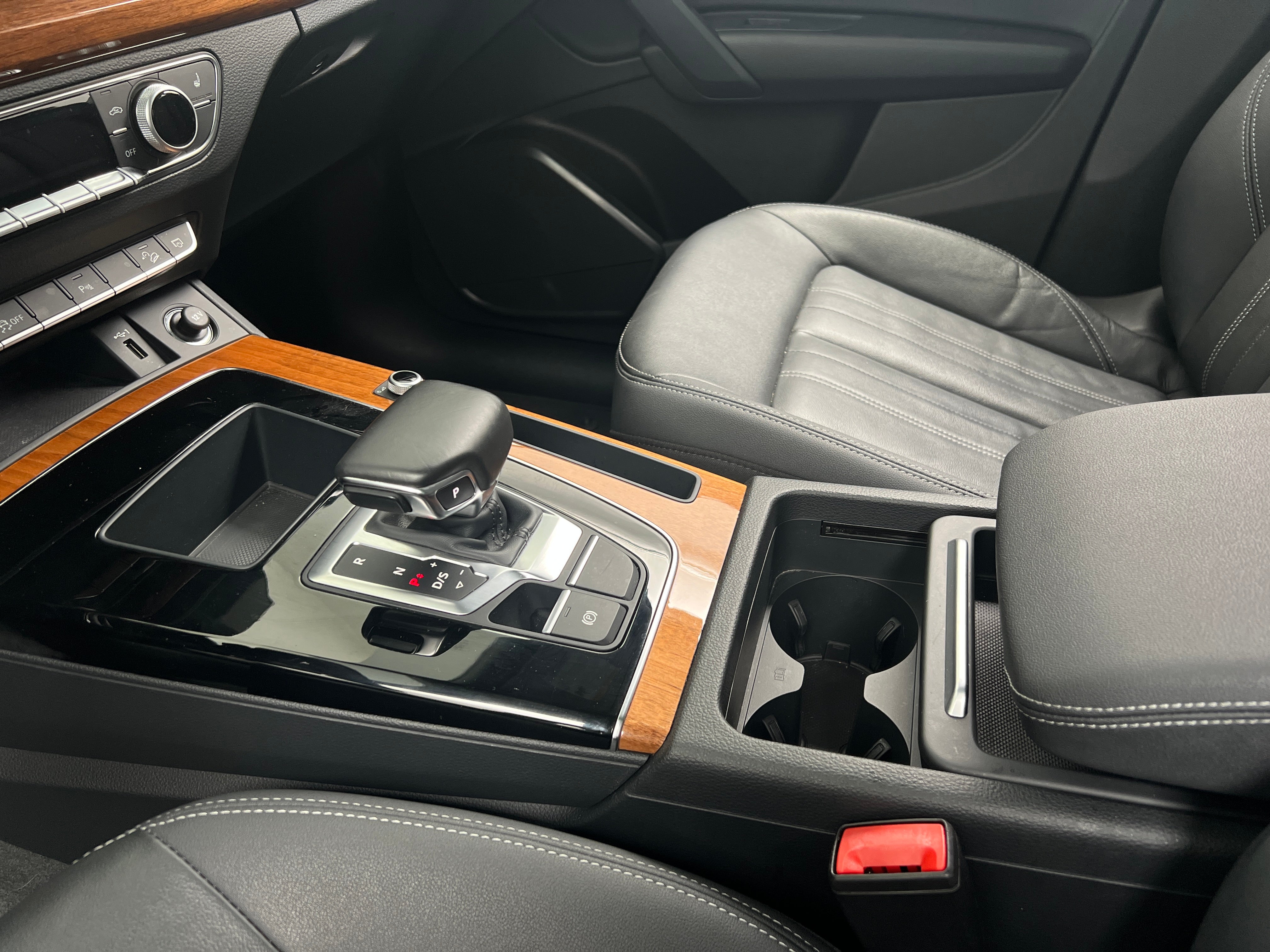 2022 Audi Q5 Premium - Photo 8