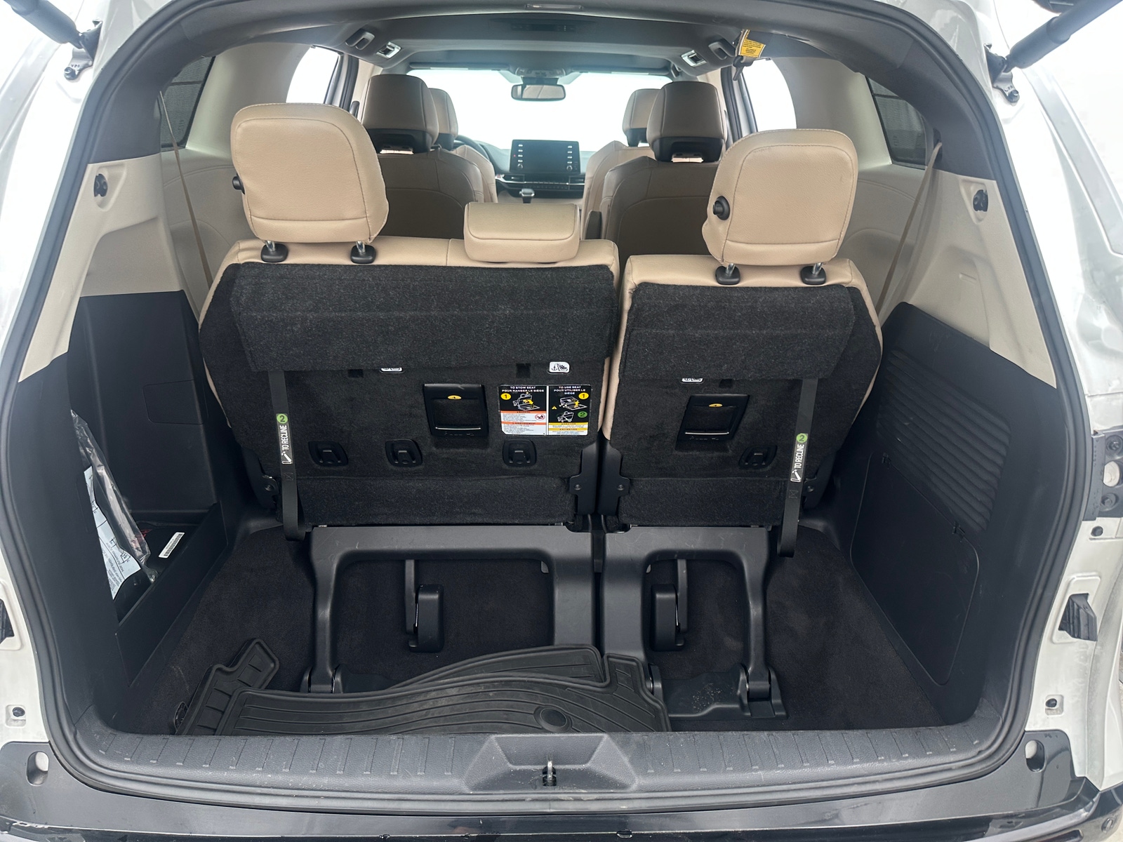 Thumbnail: 2024 Toyota Sienna - 6