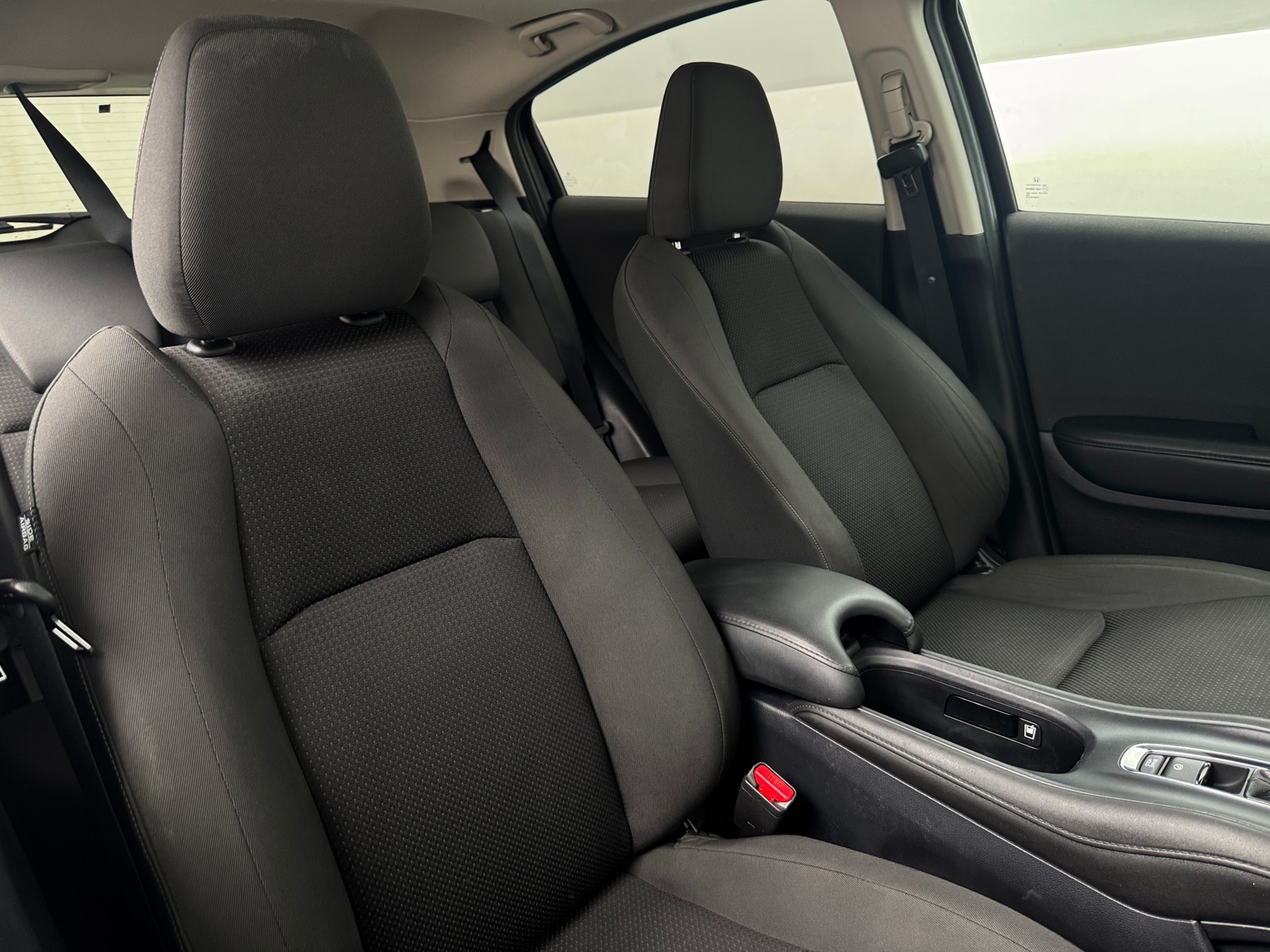 Thumbnail: 2020 Honda HR-V - 2