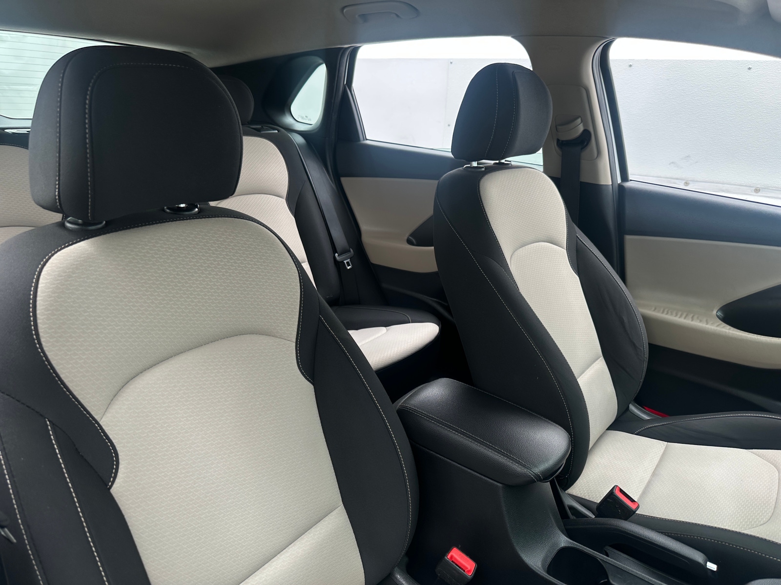 Thumbnail: 2019 Hyundai Elantra - 2