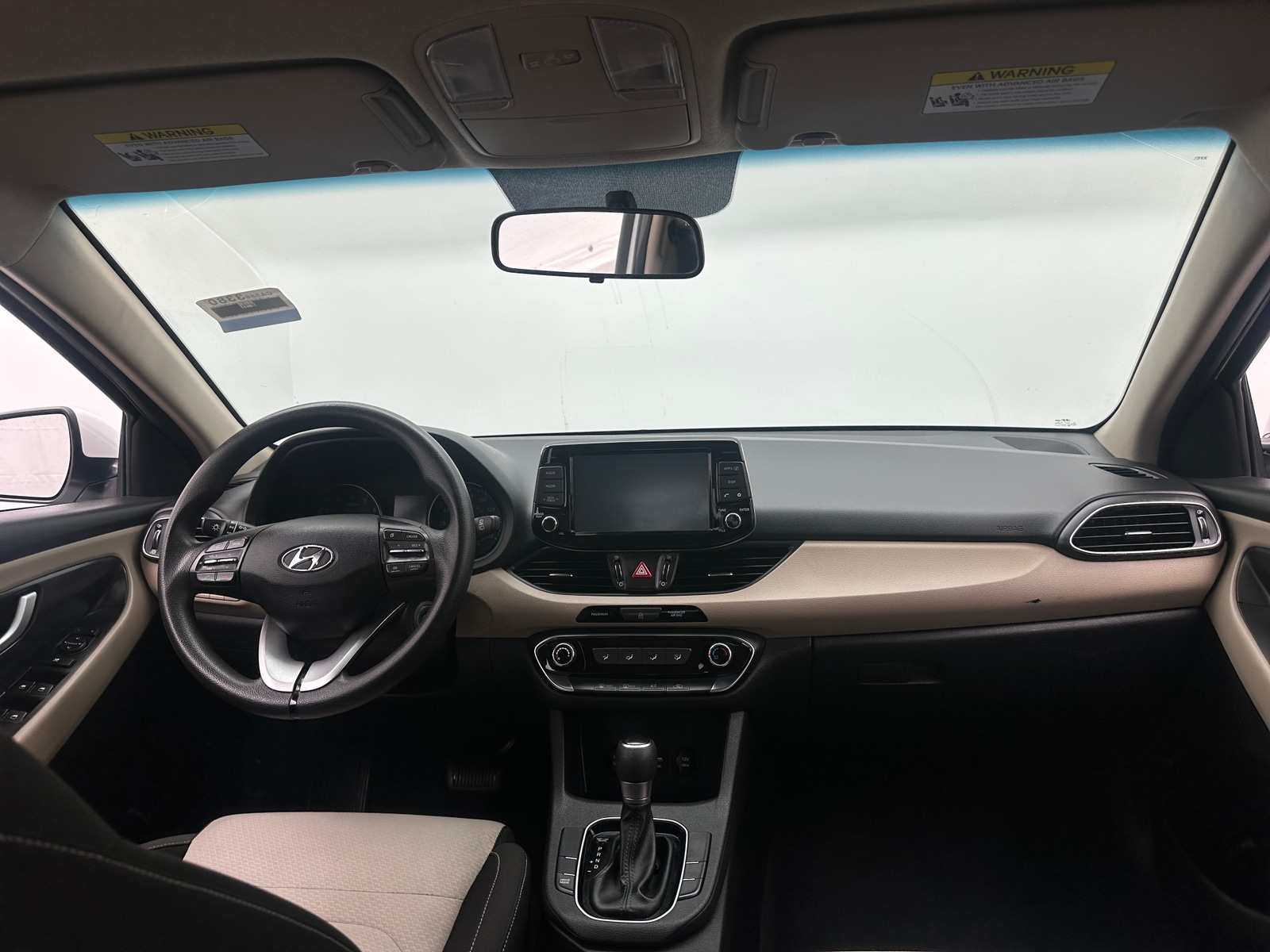 Thumbnail: 2019 Hyundai Elantra - 3