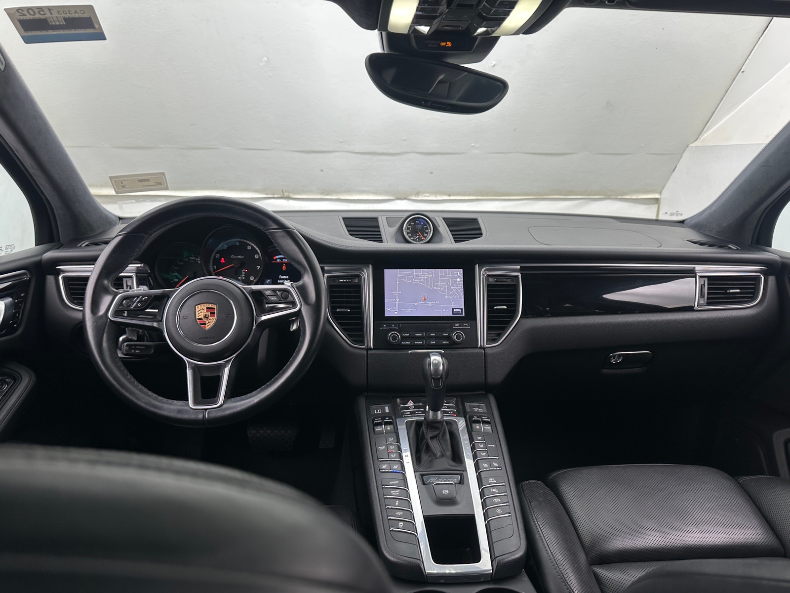 Thumbnail: 2018 Porsche Macan - 2