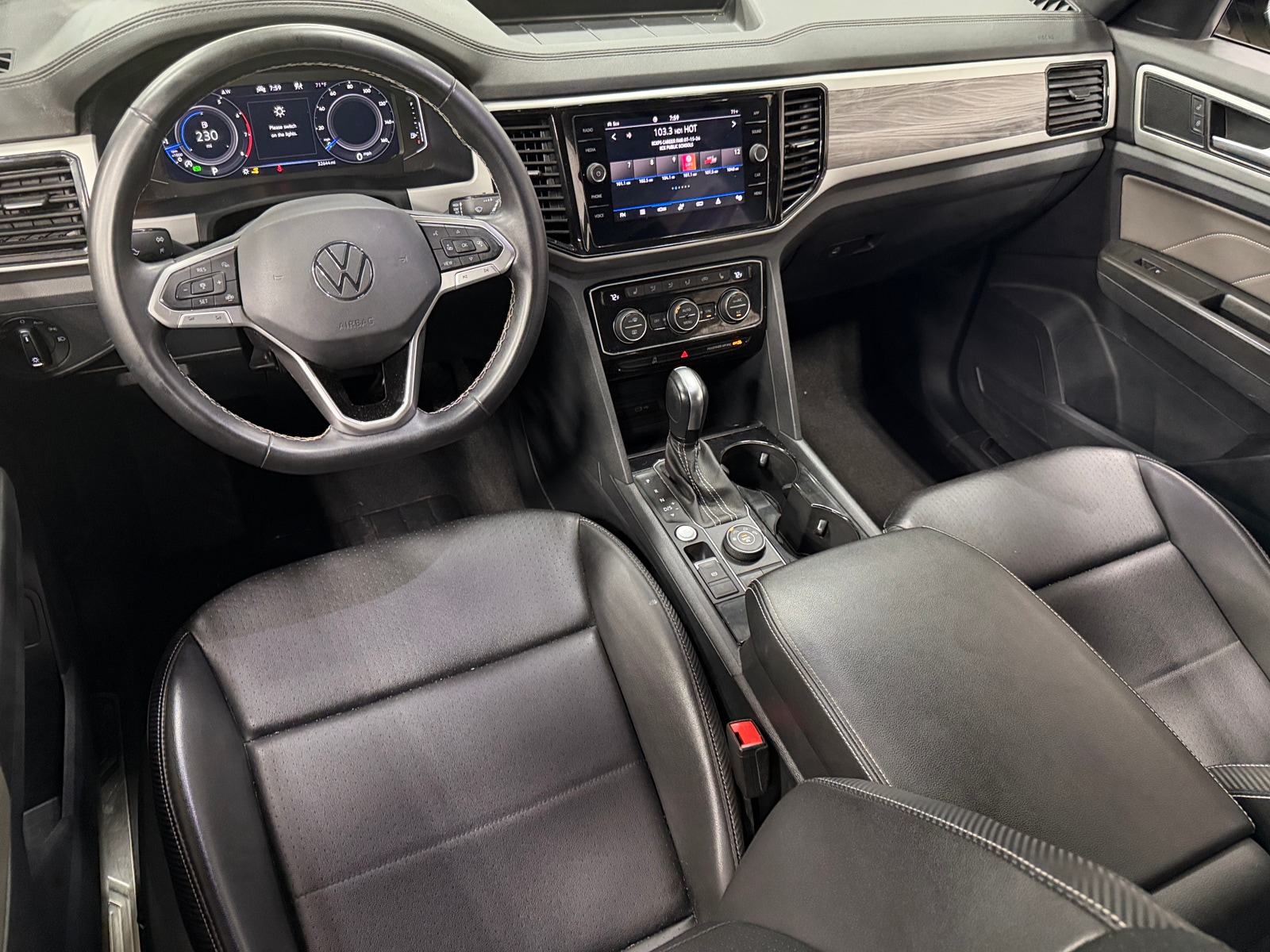Thumbnail: 2022 Volkswagen Atlas - 2