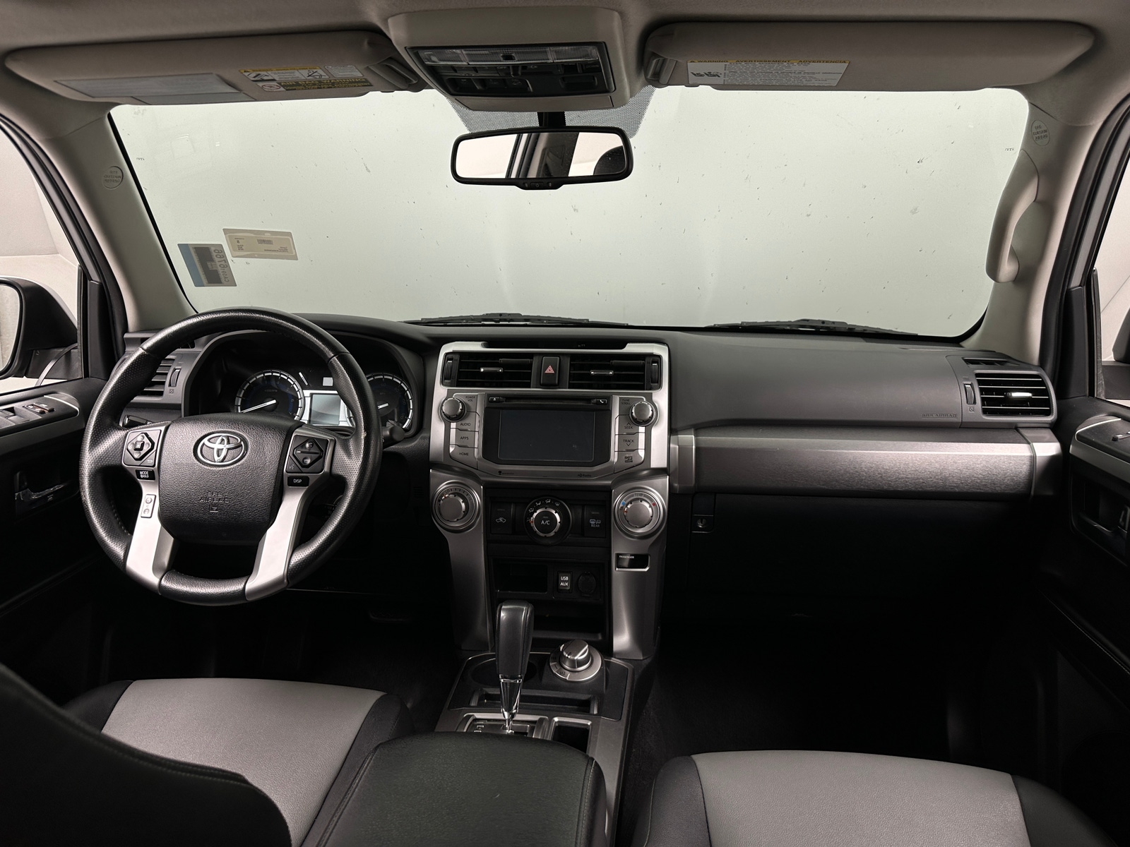 Thumbnail: 2016 Toyota 4Runner - 3