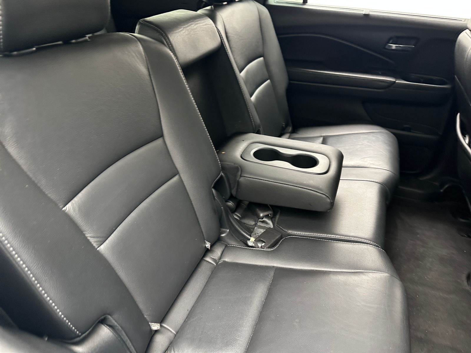 Thumbnail: 2017 Honda Pilot - 5