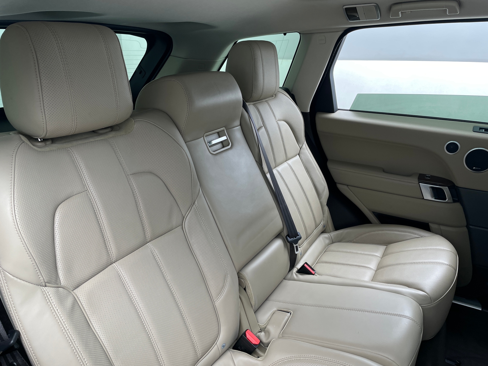 Thumbnail: 2015 Land Rover Range Rover Sport - 5