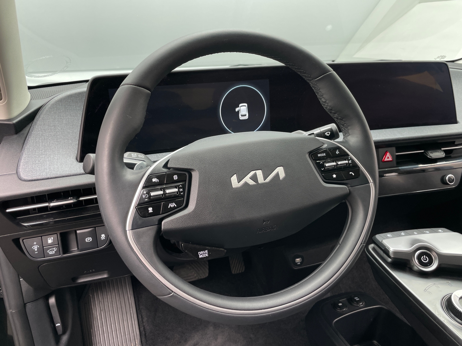 Thumbnail: 2023 Kia EV6 - 4