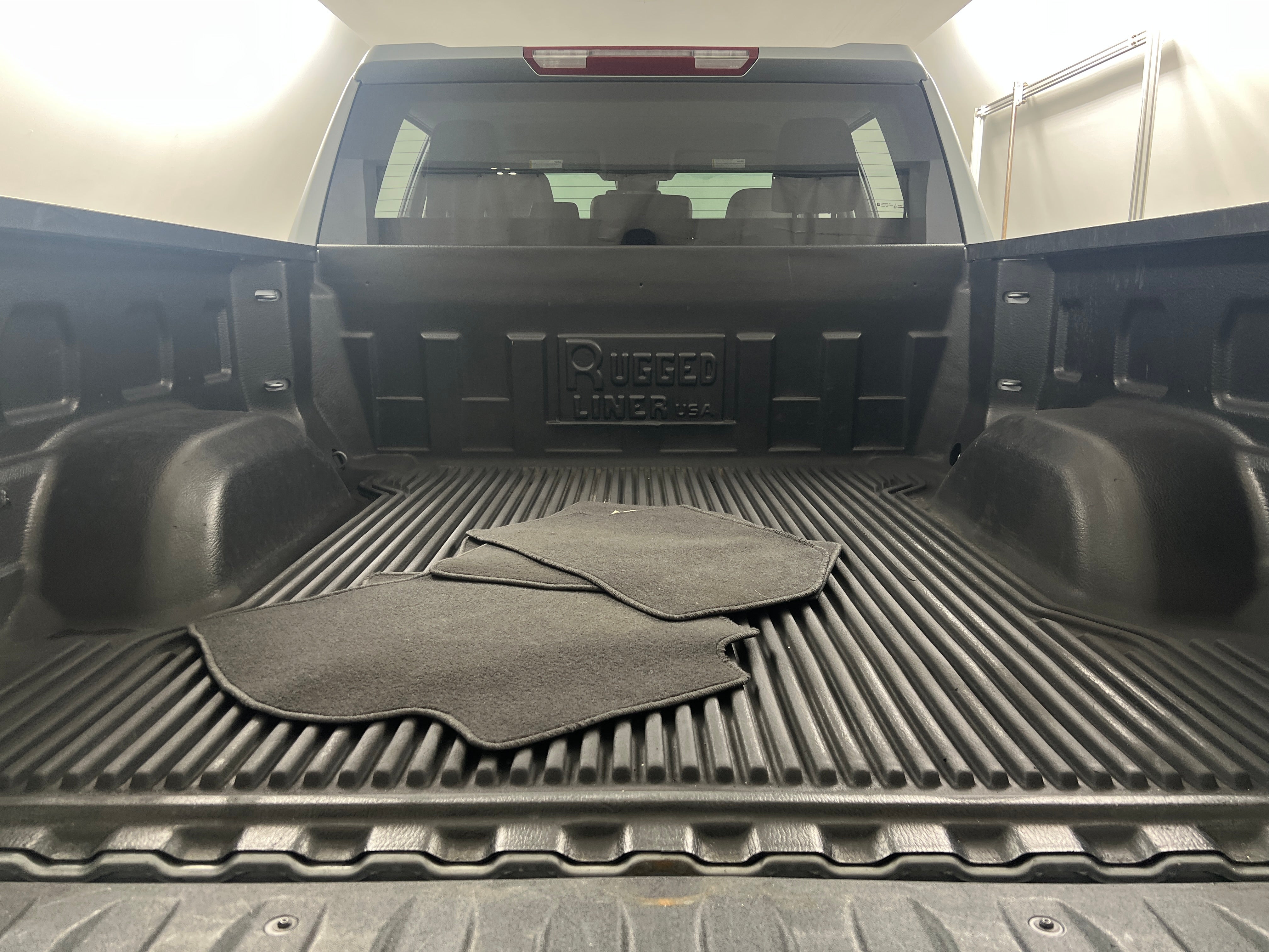 2024 GMC Sierra 1500 SLT - Photo 8