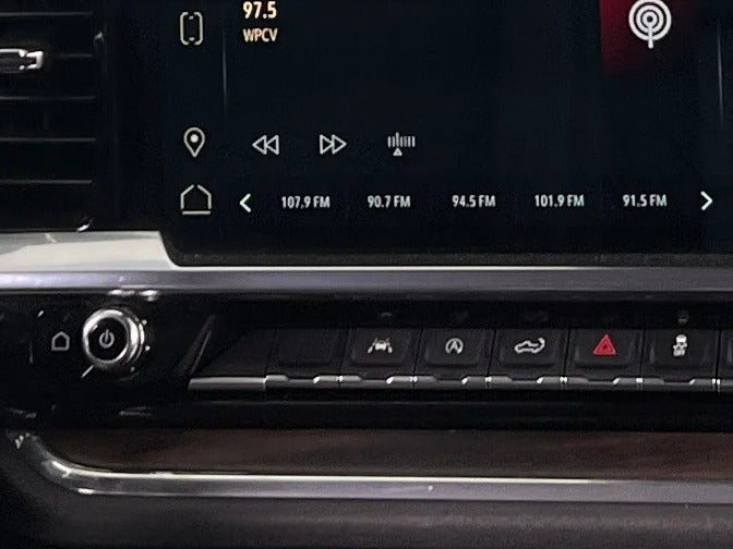 2024 GMC Sierra 1500 SLT - Photo 19